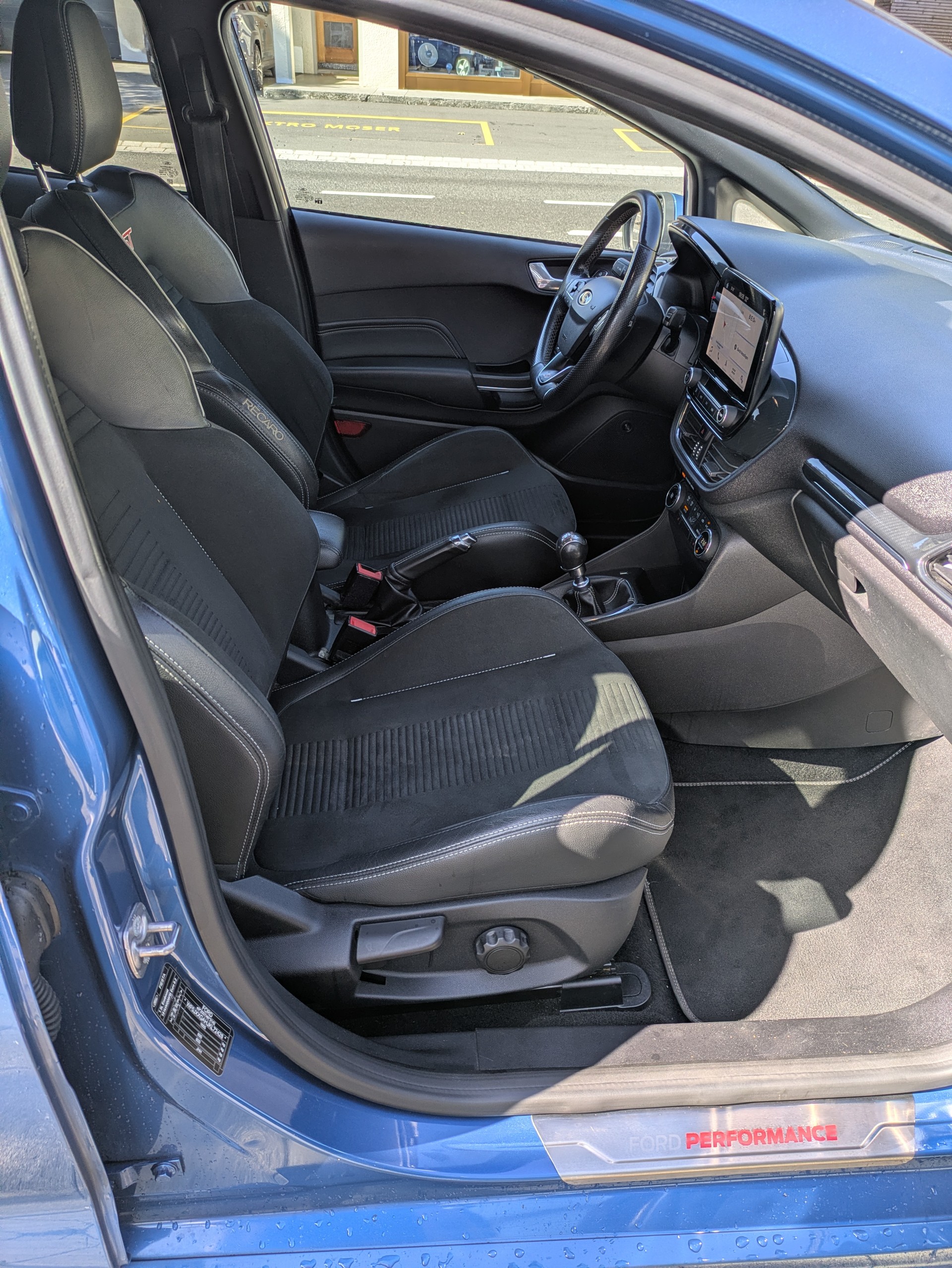 FORD Fiesta 1.5 EcoB ST+-image-9