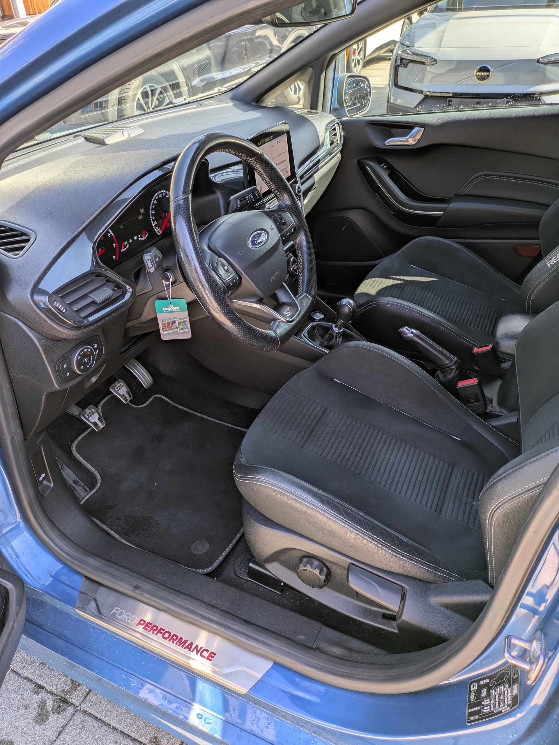 FORD Fiesta 1.5 EcoB ST+-image-10