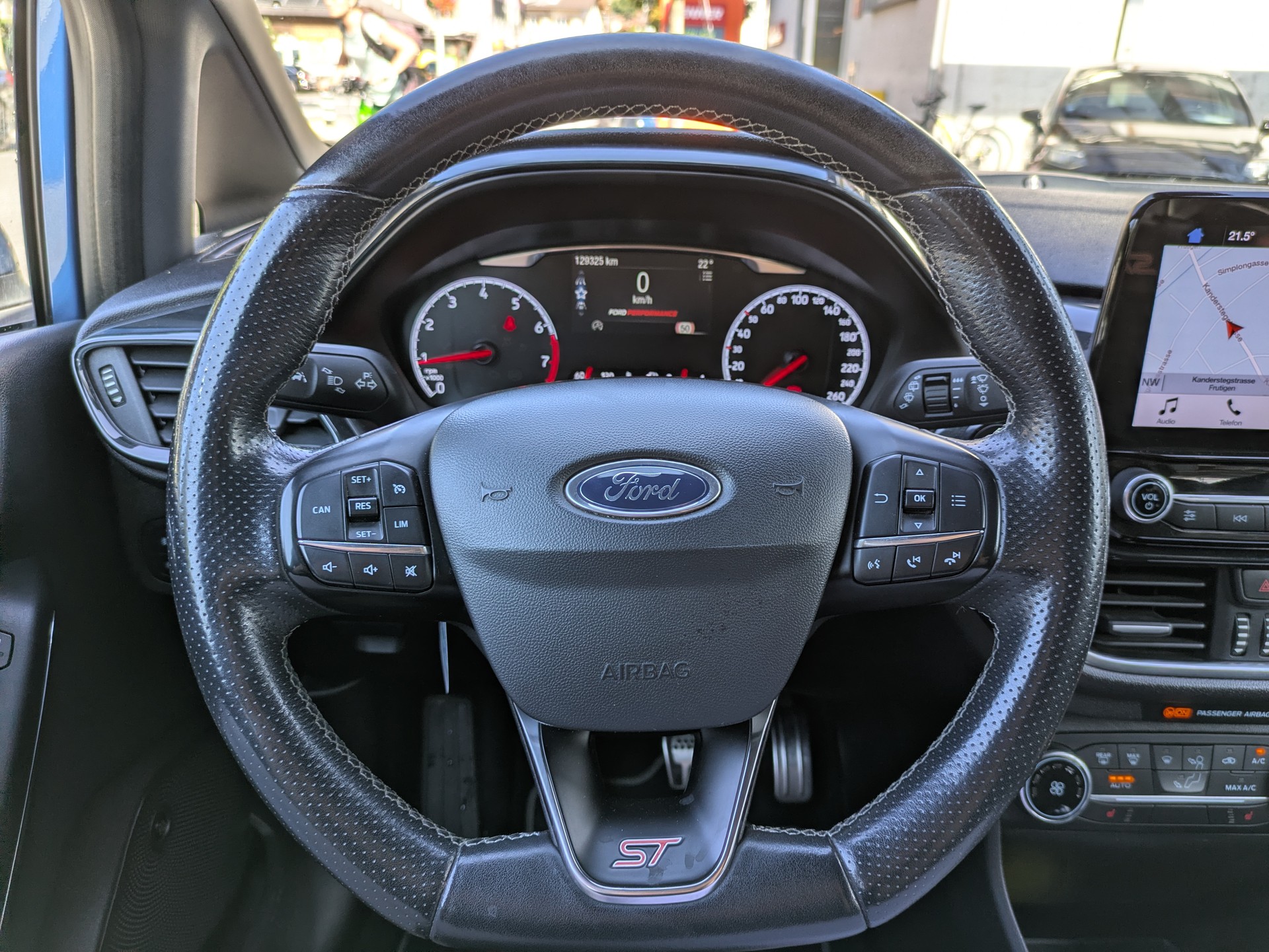 FORD Fiesta 1.5 EcoB ST+-image-11