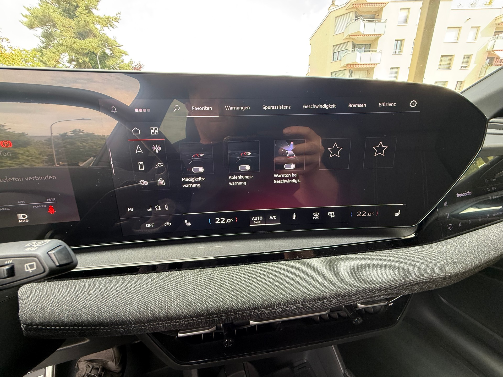 AUDI Q6 e-tron quattro-image-8