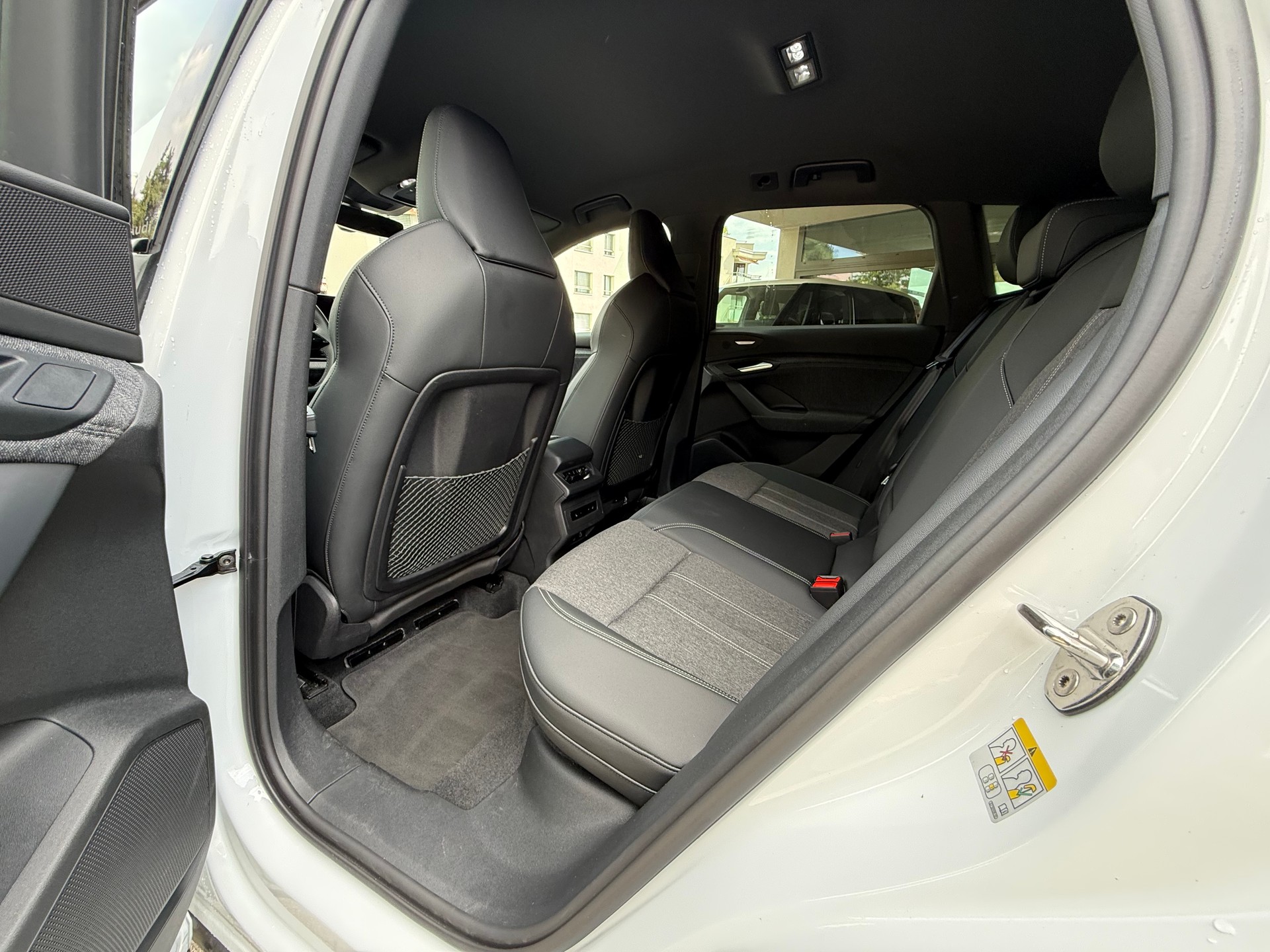 AUDI Q6 e-tron quattro-image-11
