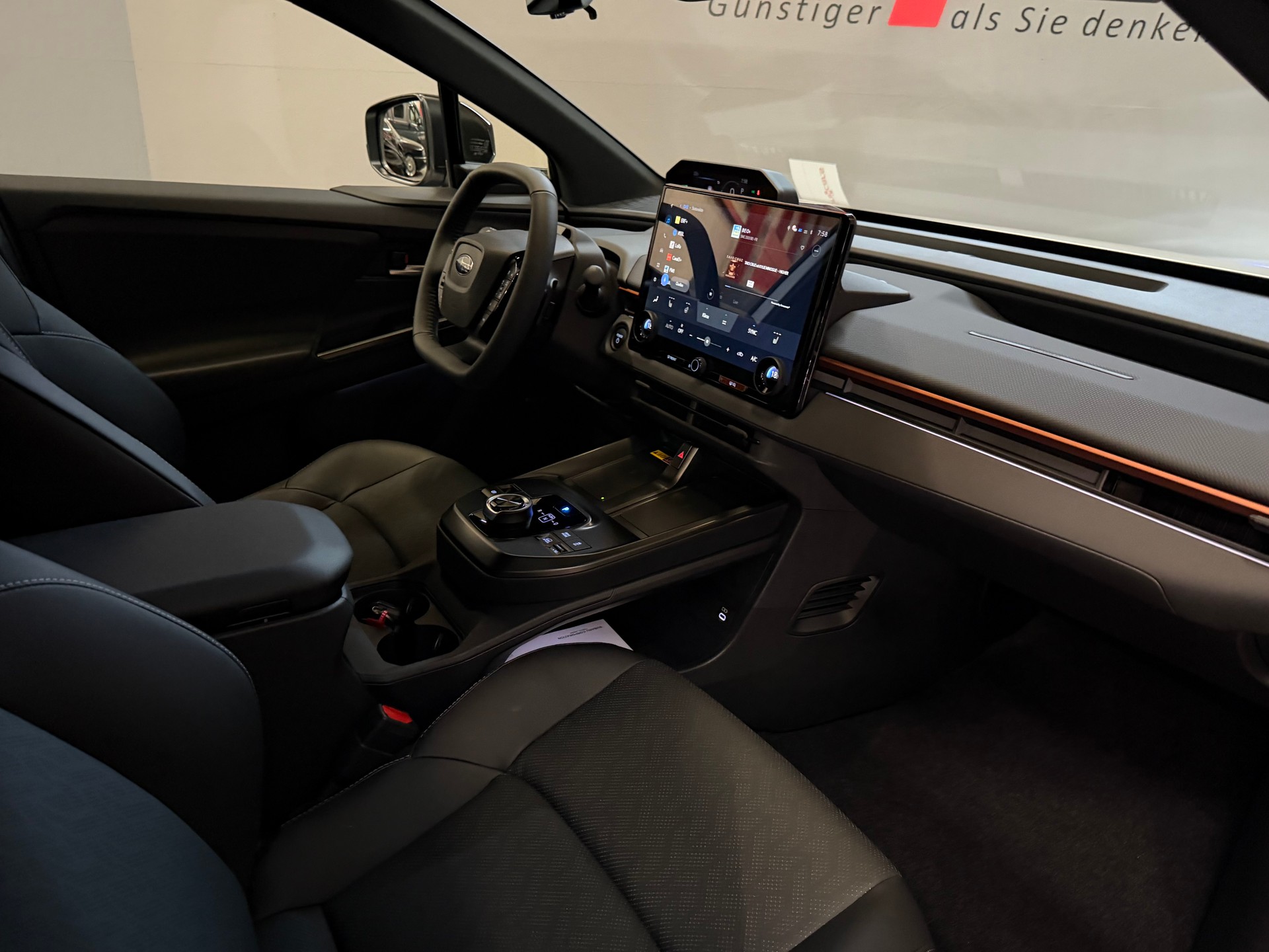 SUBARU Uncharted eV Luxury 77 kWh AWD-image-21