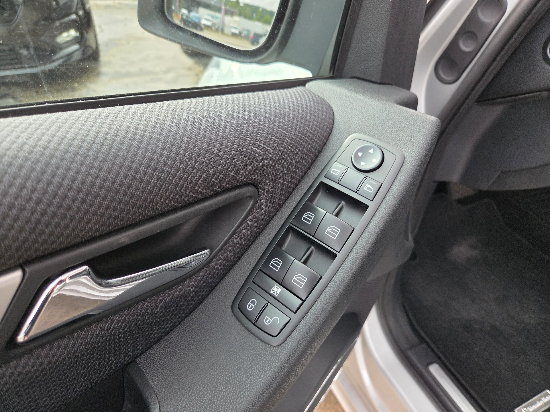 MERCEDES-BENZ A 180 (170) Avantgarde Autotronic-image-13