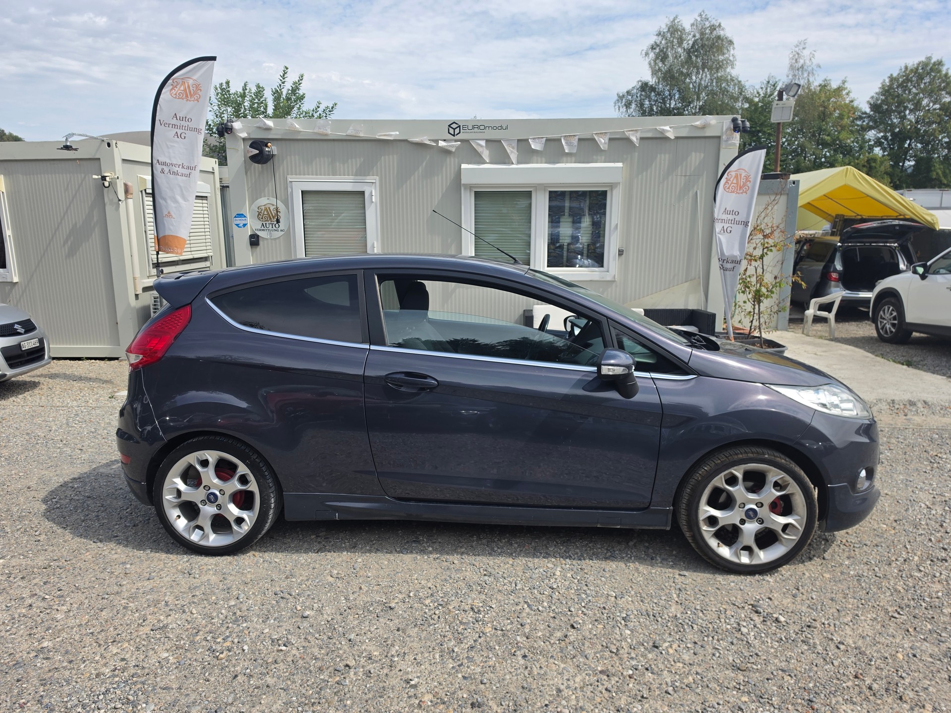 FORD Fiesta 1.6 16V Titanium-image-5