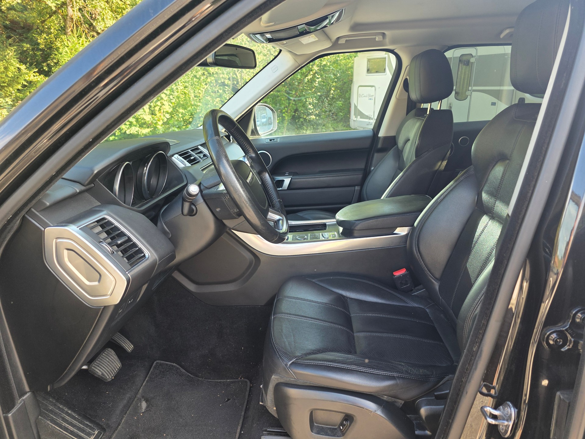 LAND ROVER Range Rover Sport 3.0 SDV6 SE Automatic-image-8