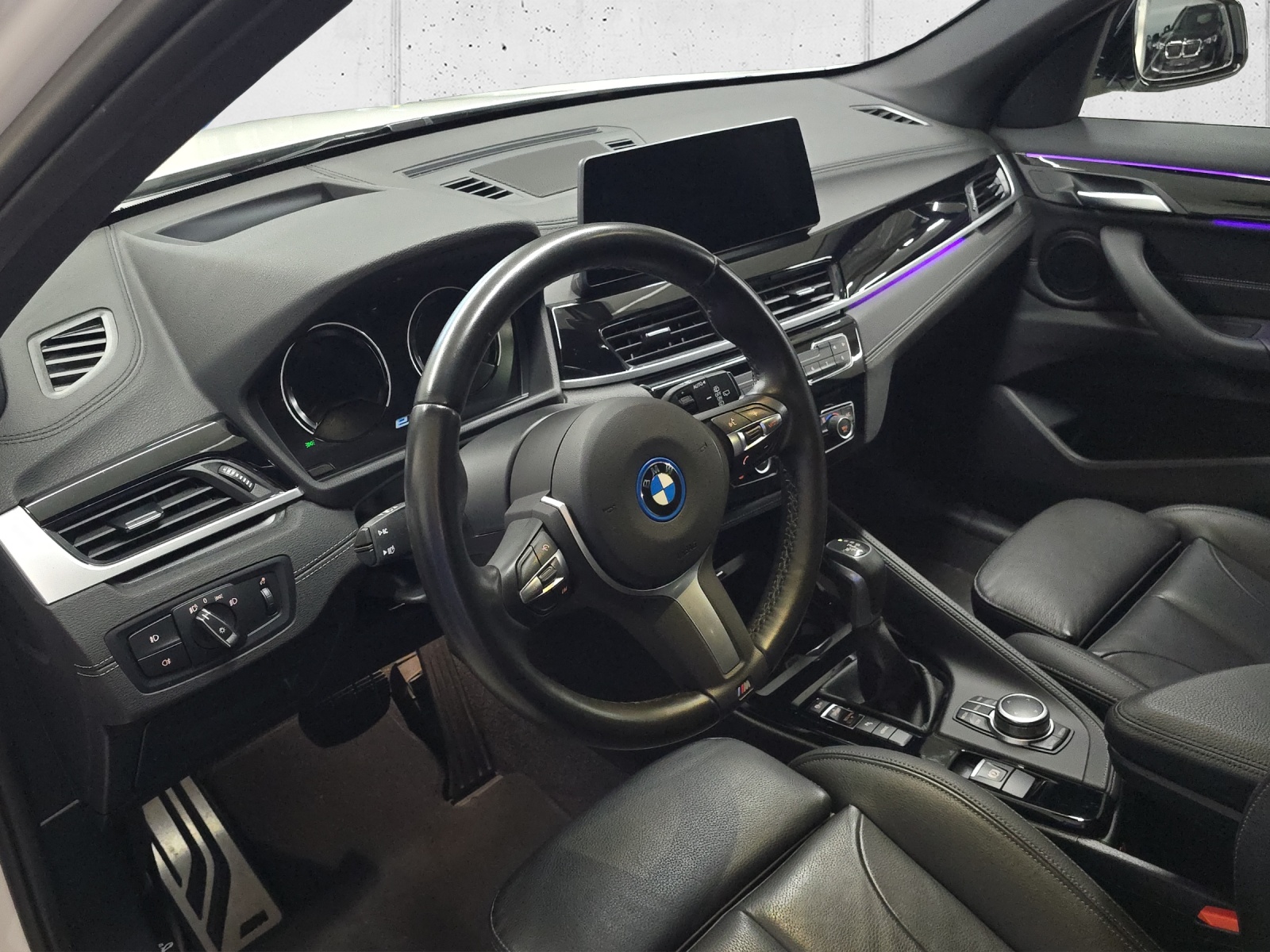 BMW X1 xDrive 25e M Sport-image-11
