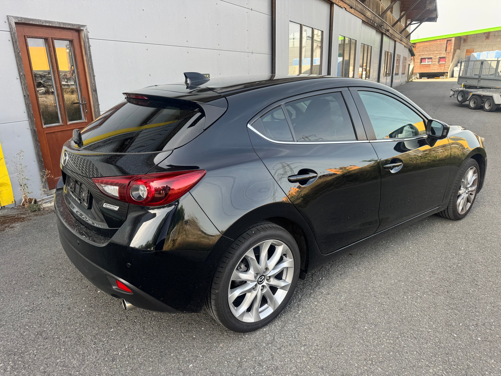 MAZDA 3 2.2 16V CD Revolution-image-4