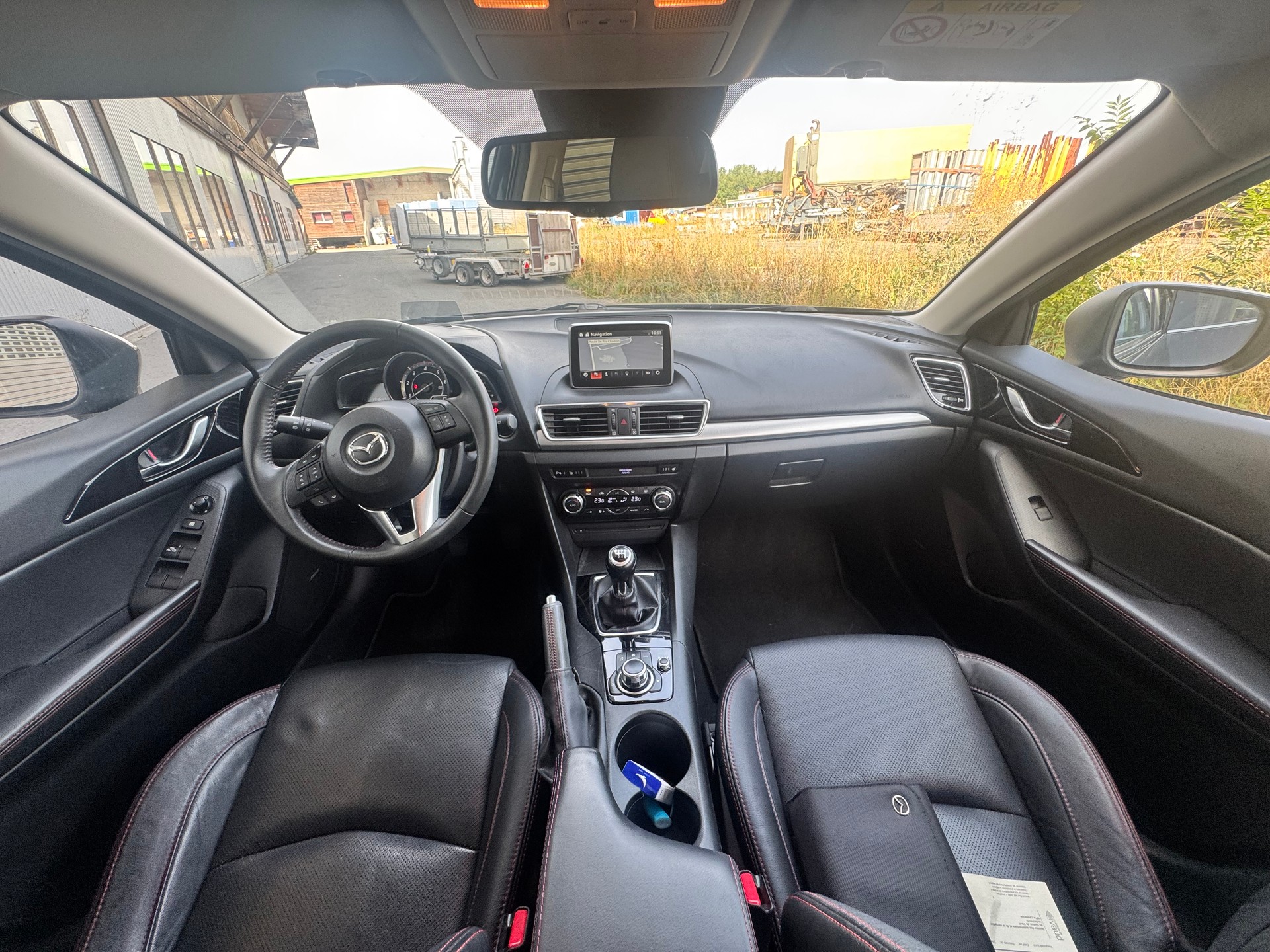 MAZDA 3 2.2 16V CD Revolution-image-10
