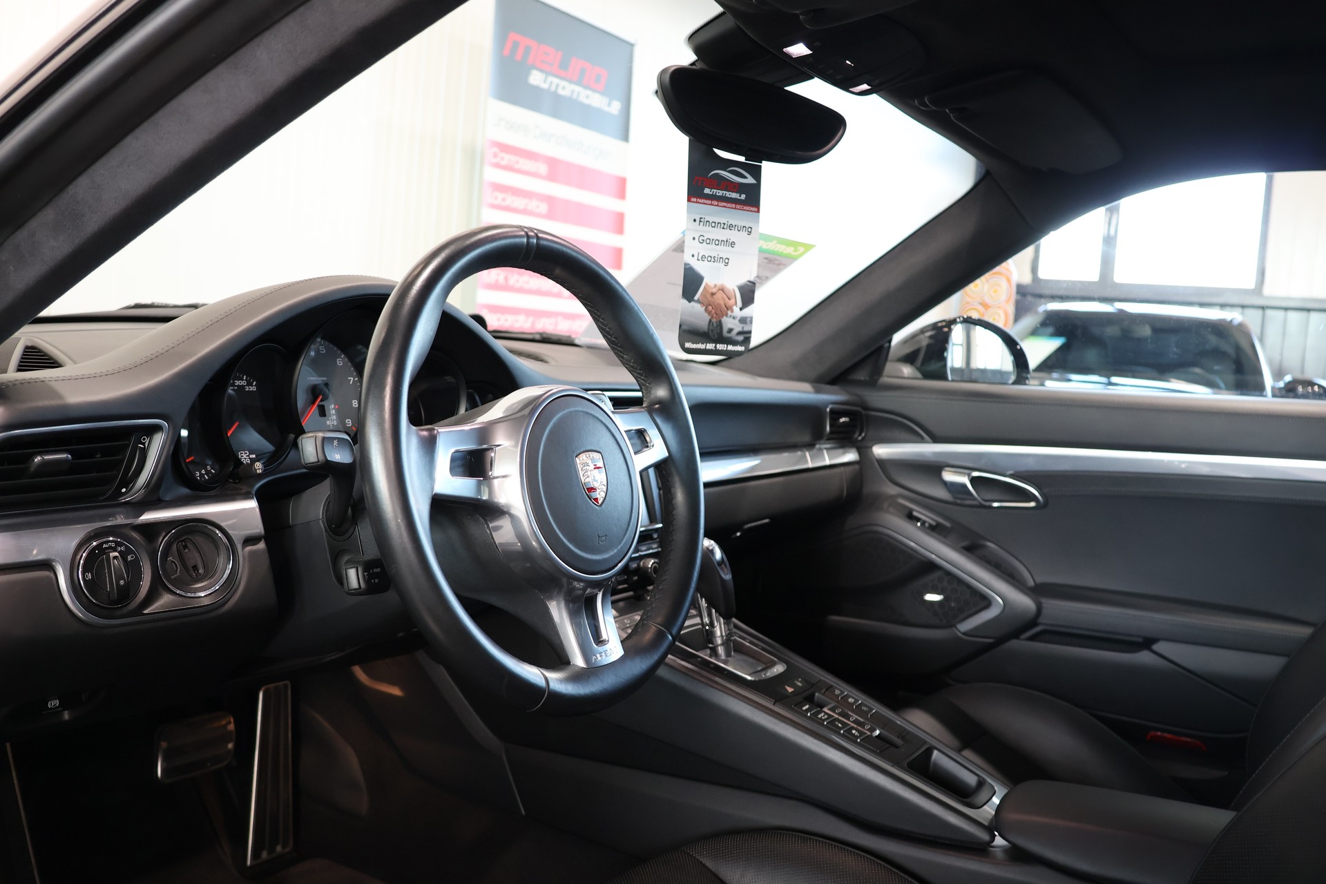 PORSCHE 911 Carrera S PDK-image-10