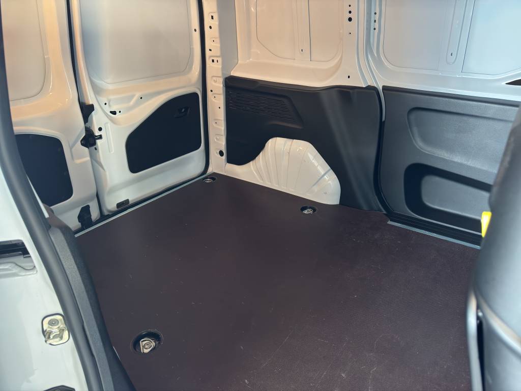 PEUGEOT Partner 1.5 Blue HDi Standard 650kg //Cabine Extenso/3 Places avant/Pack Visibilité-image-8