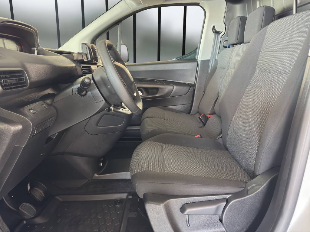 PEUGEOT Partner 1.5 Blue HDi Standard 650kg //Cabine Extenso/3 Places avant/Pack Visibilité-image-7