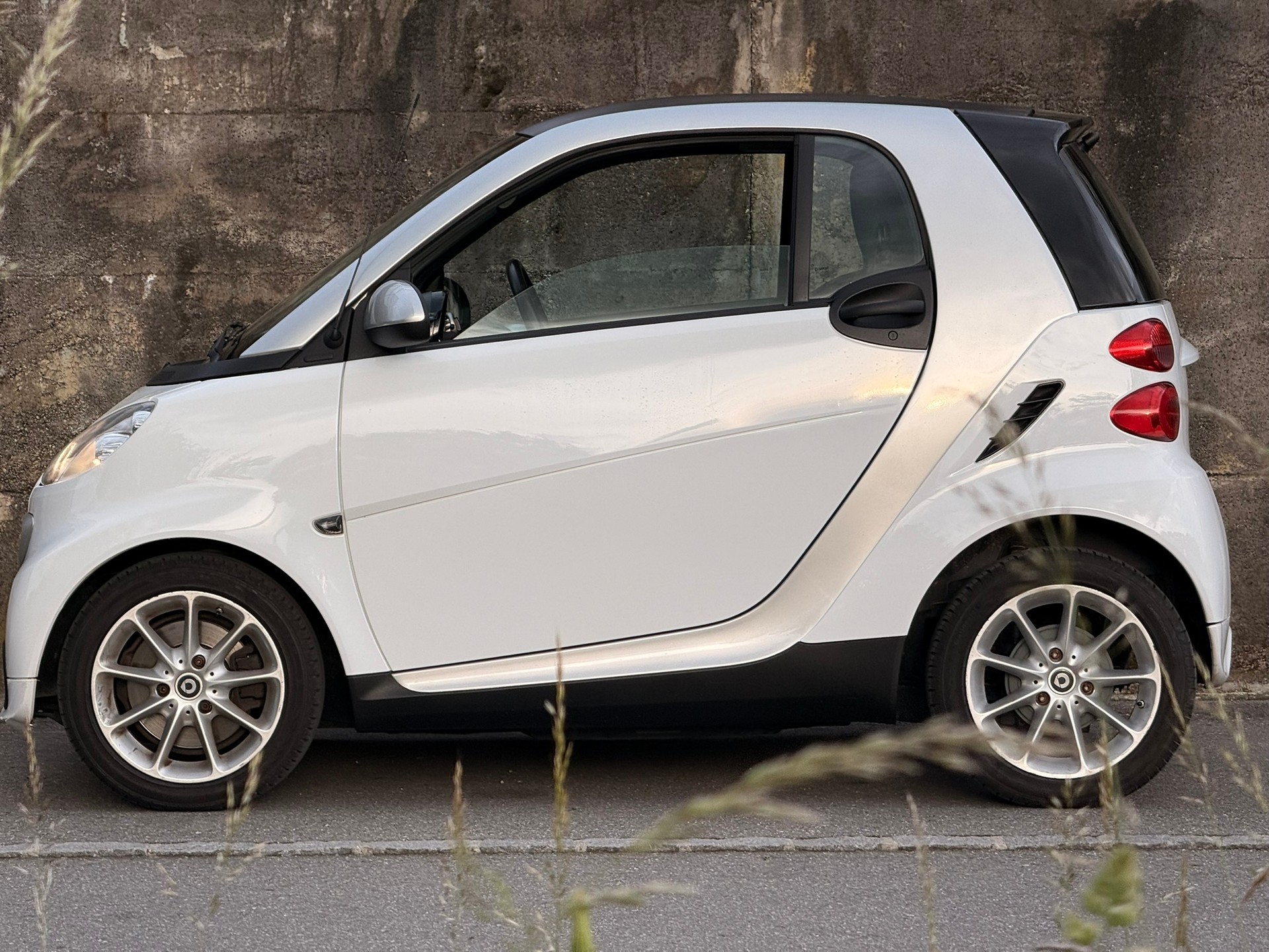 SMART fortwo electric drive (incl. battery)-image-2