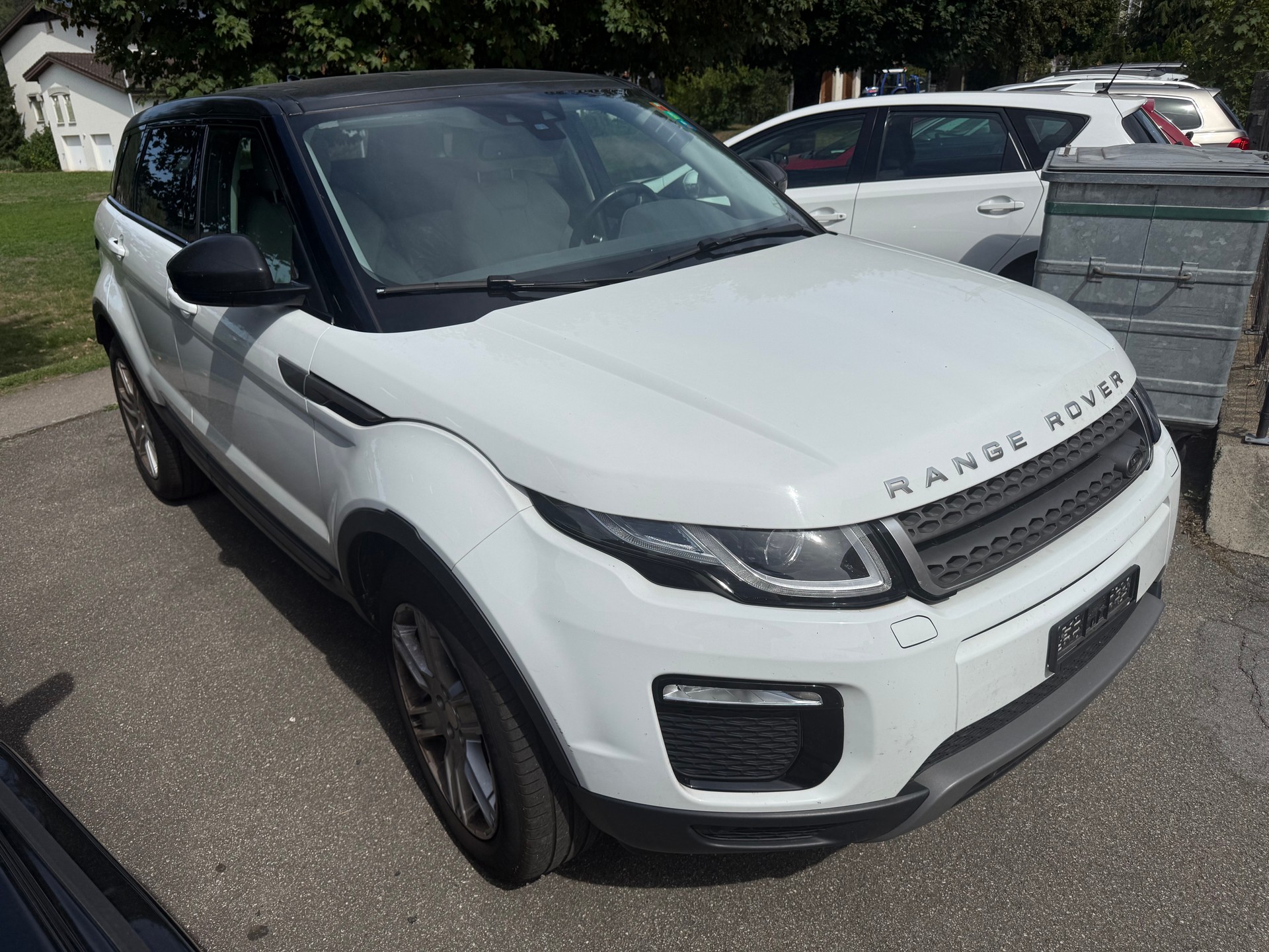 LAND ROVER Range Rover Evoque Convert. 2.0 TD4 SE Dynamic AT9-image-2