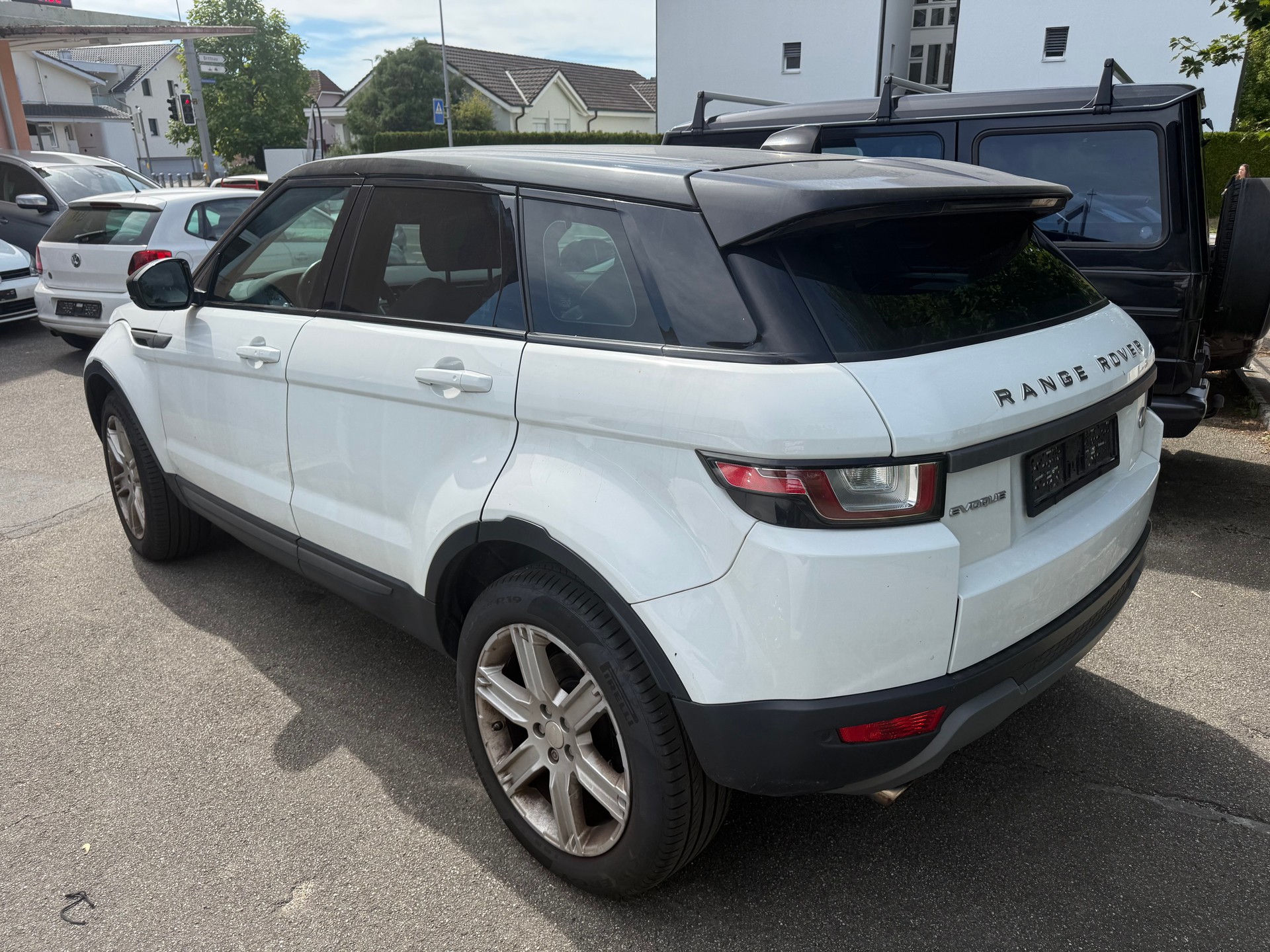 LAND ROVER Range Rover Evoque Convert. 2.0 TD4 SE Dynamic AT9-image-5