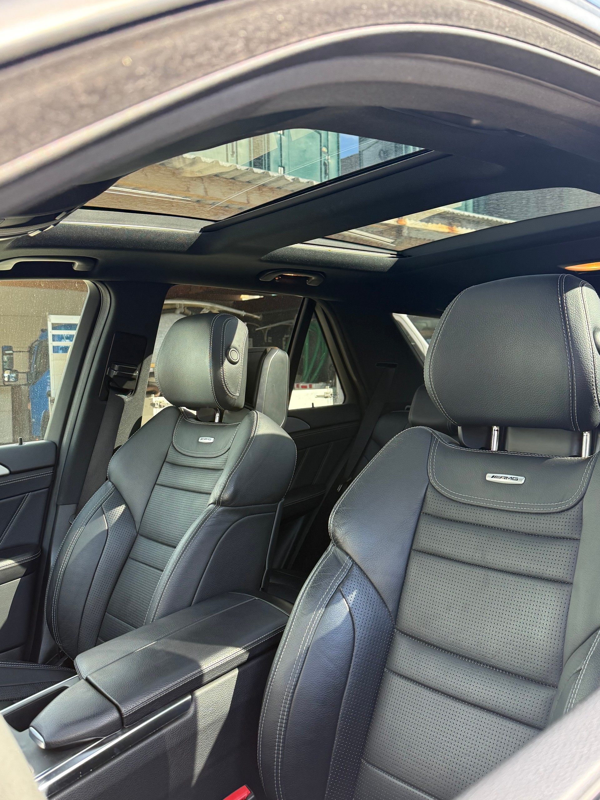 MERCEDES-BENZ ML 63 AMG 4Matic Speedshift-image-9