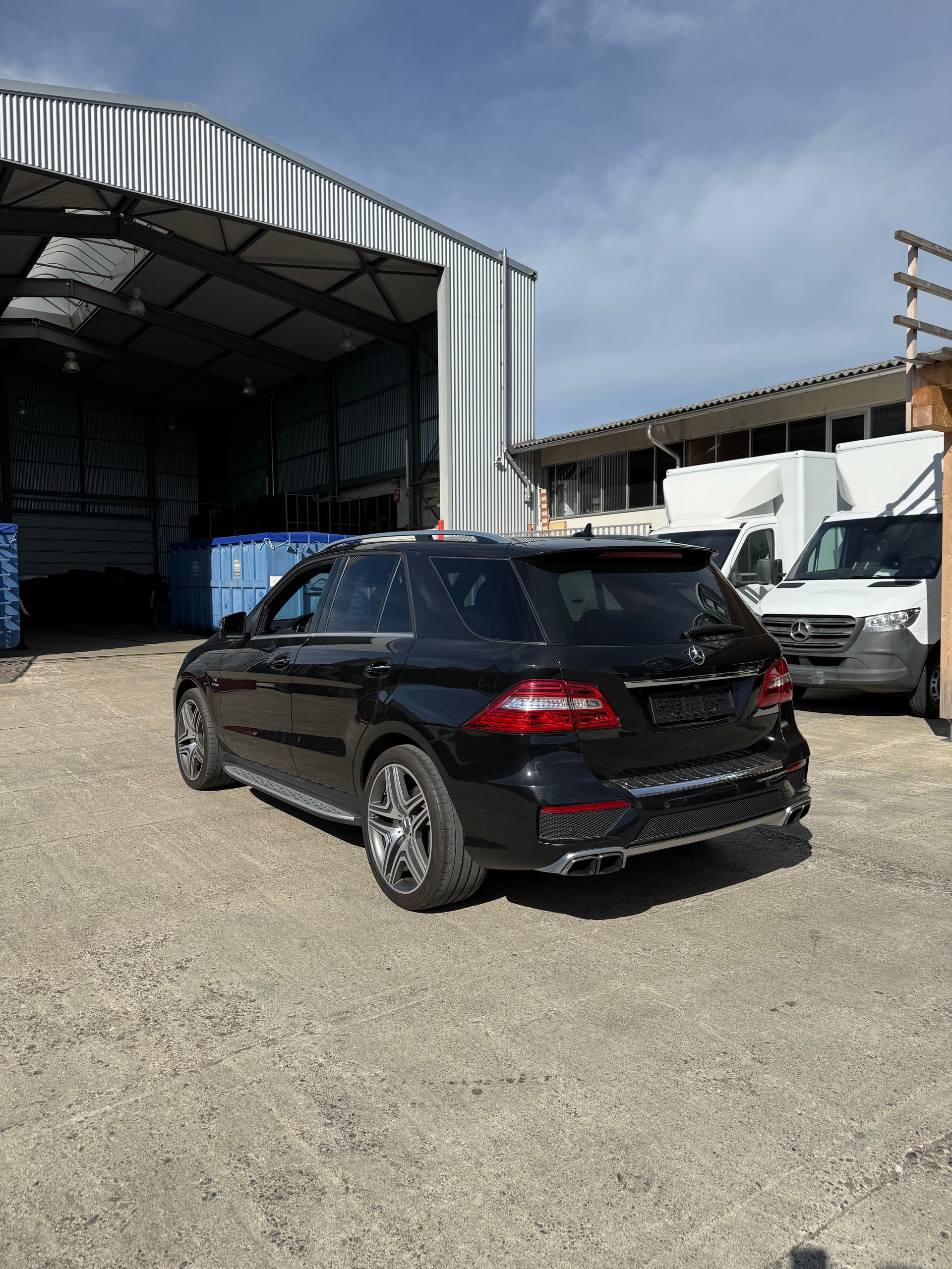 MERCEDES-BENZ ML 63 AMG 4Matic Speedshift-image-4