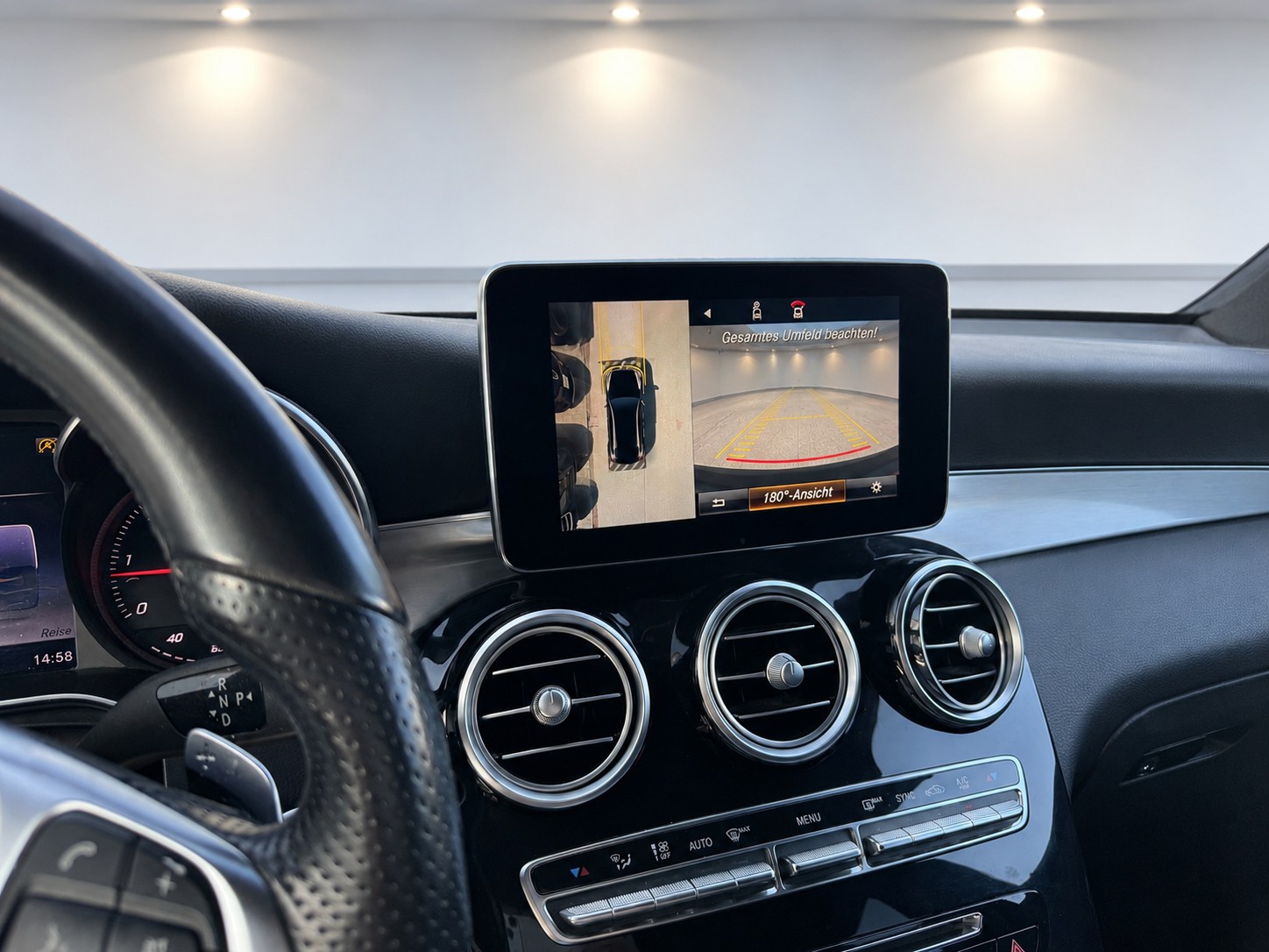 MERCEDES-BENZ GLC Coupé 250 d AMG Line 4Matic 9G-Tronic-image-11