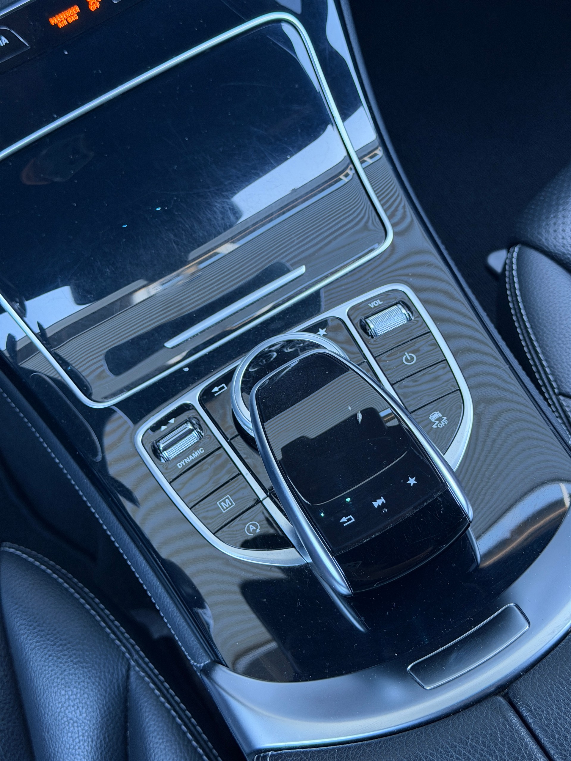 MERCEDES-BENZ GLC Coupé 250 d AMG Line 4Matic 9G-Tronic-image-12