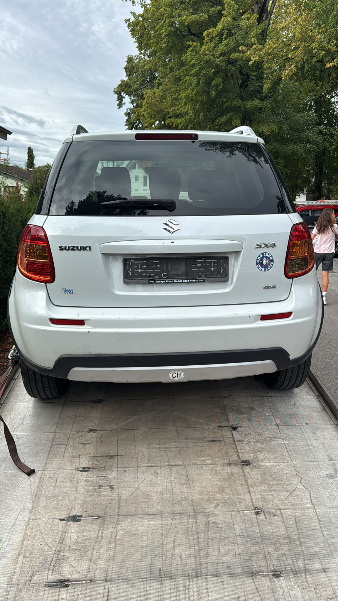 SUZUKI SX4 2.0 TD GL Top Indigo 4WD-image-3