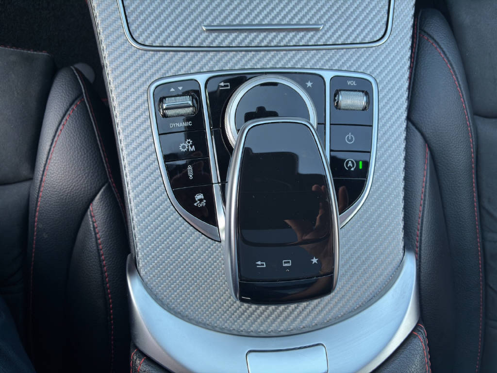 MERCEDES-BENZ C 450 AMG 4matic Kombi-image-16