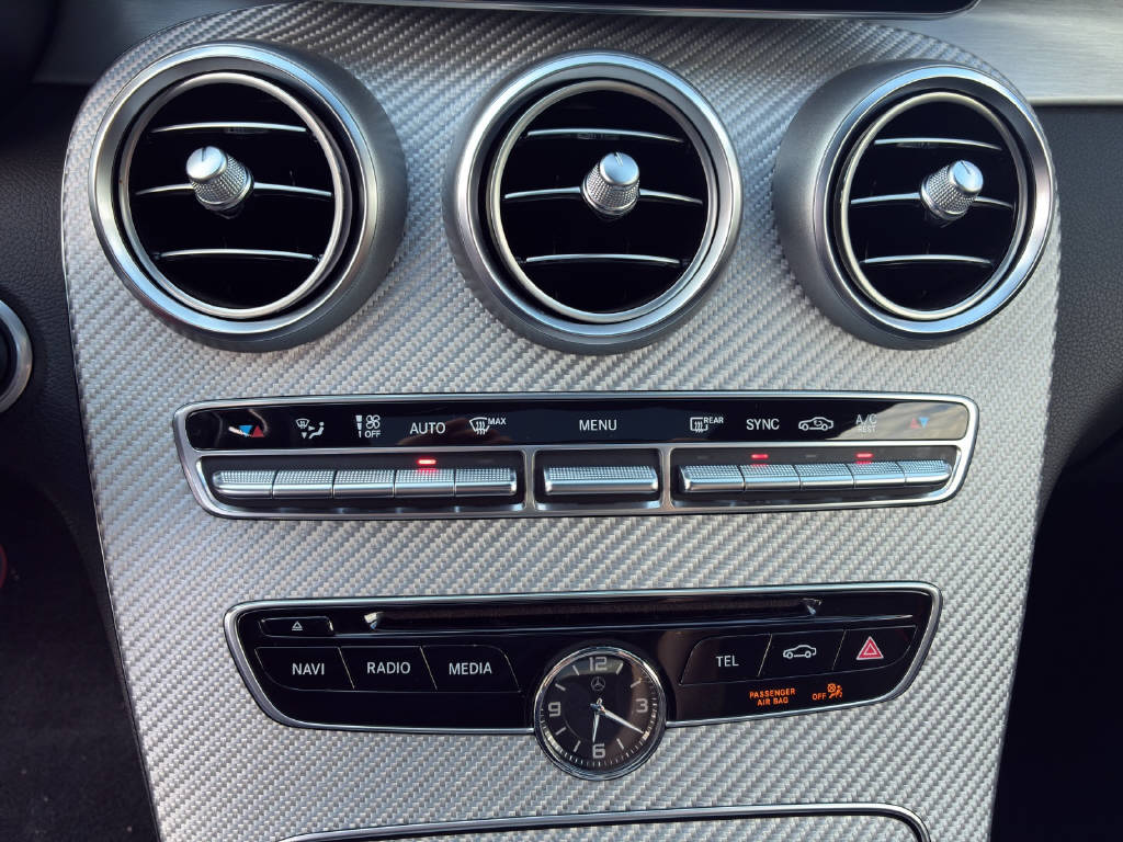 MERCEDES-BENZ C 450 AMG 4matic Kombi-image-17