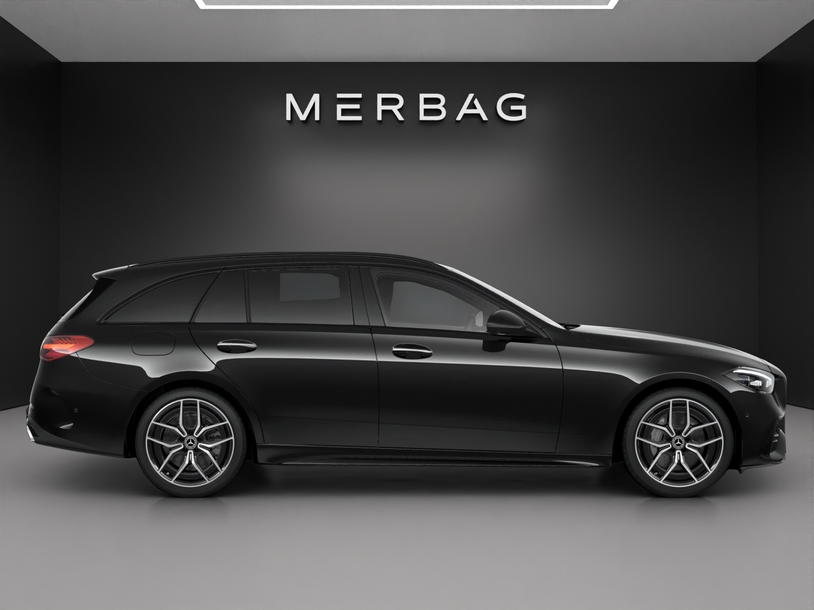MERCEDES-BENZ C 220 d T 4 Matic-image-1