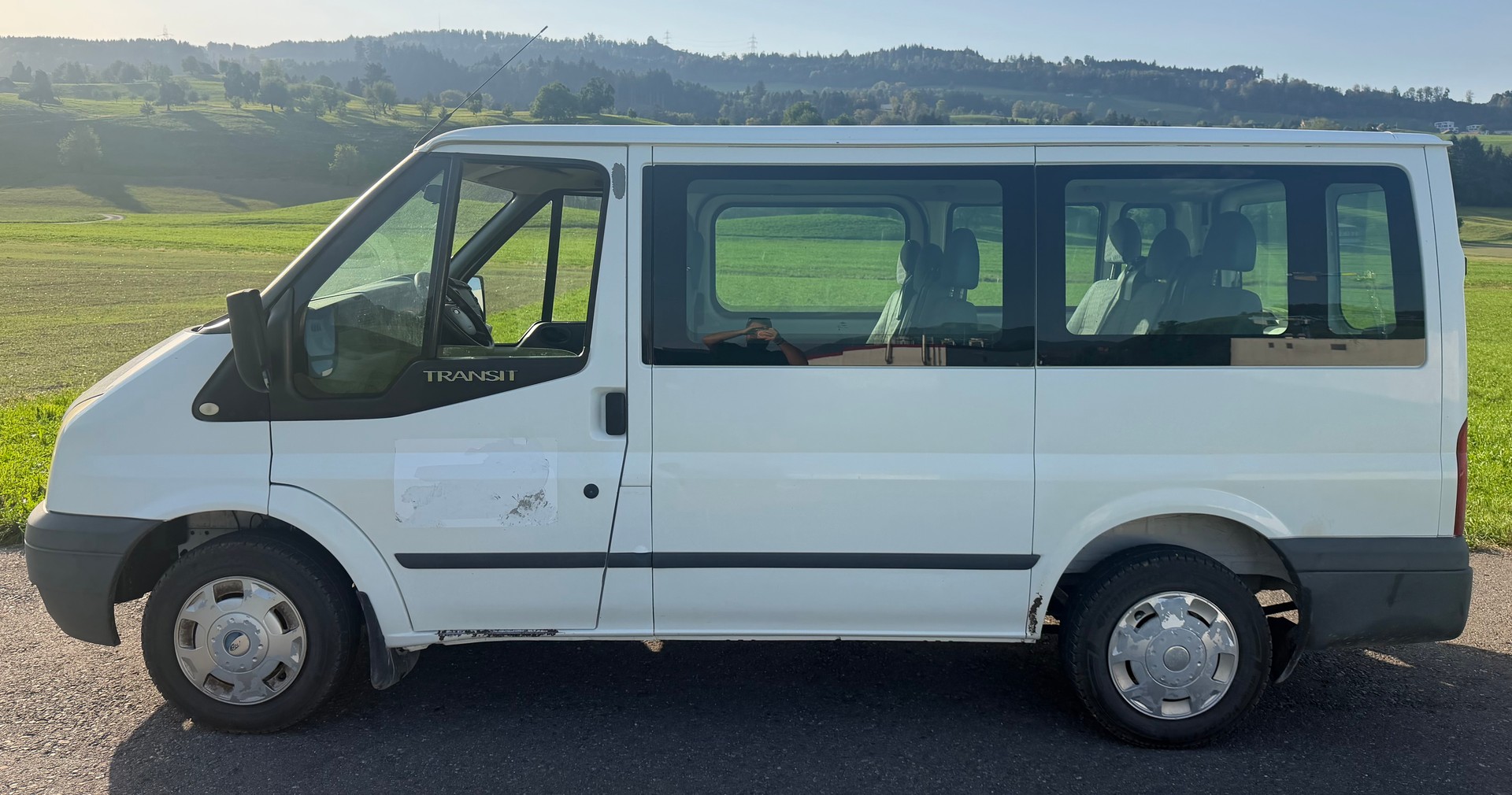 FORD Transit 2.2 TDCi 300 S Trend-image-3