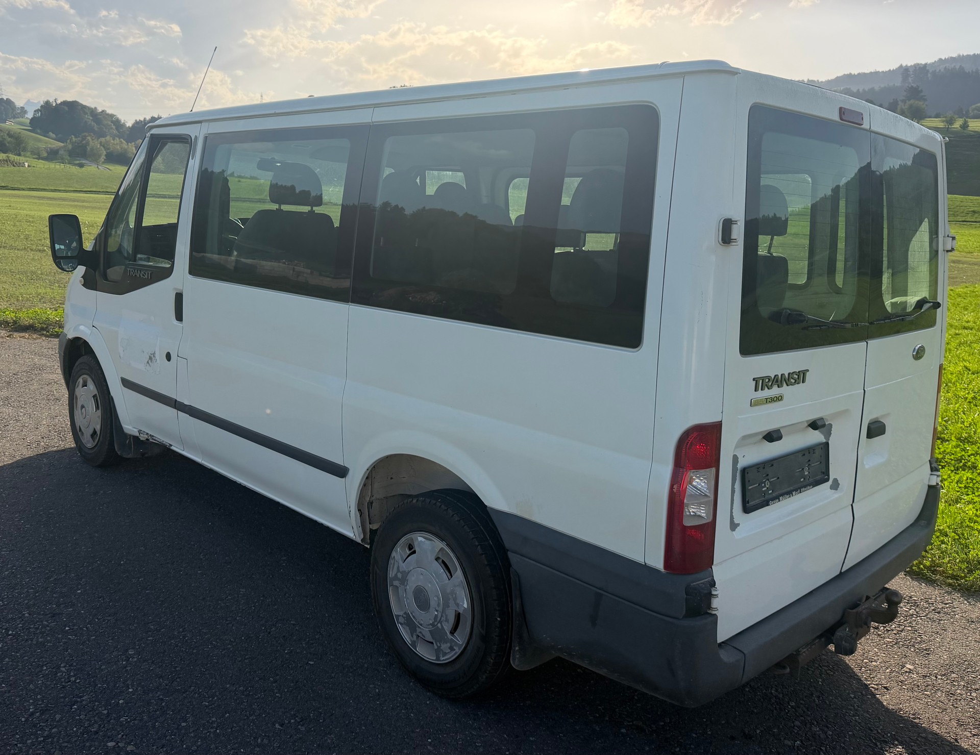 FORD Transit 2.2 TDCi 300 S Trend-image-4