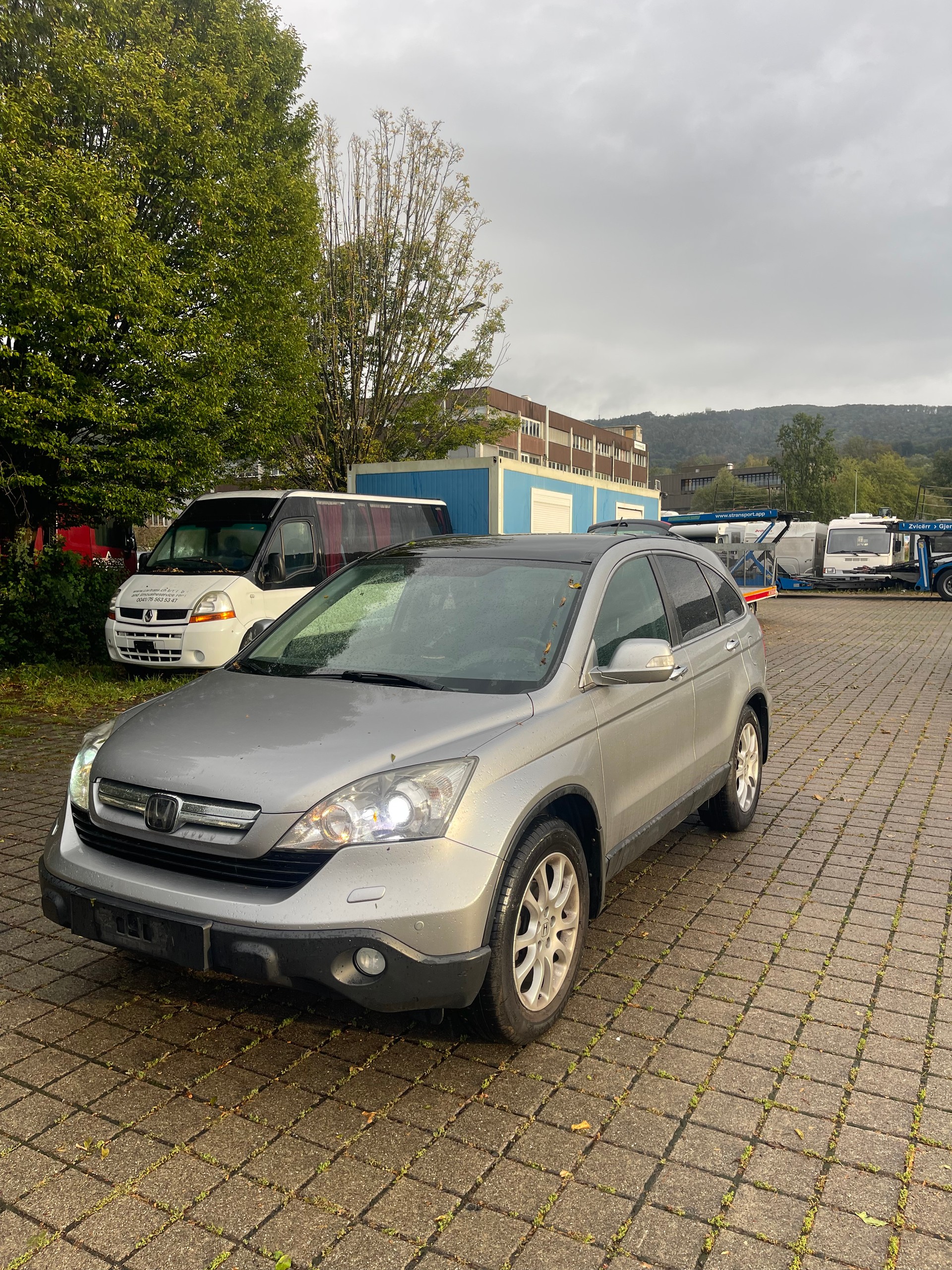 HONDA CR-V-image-0