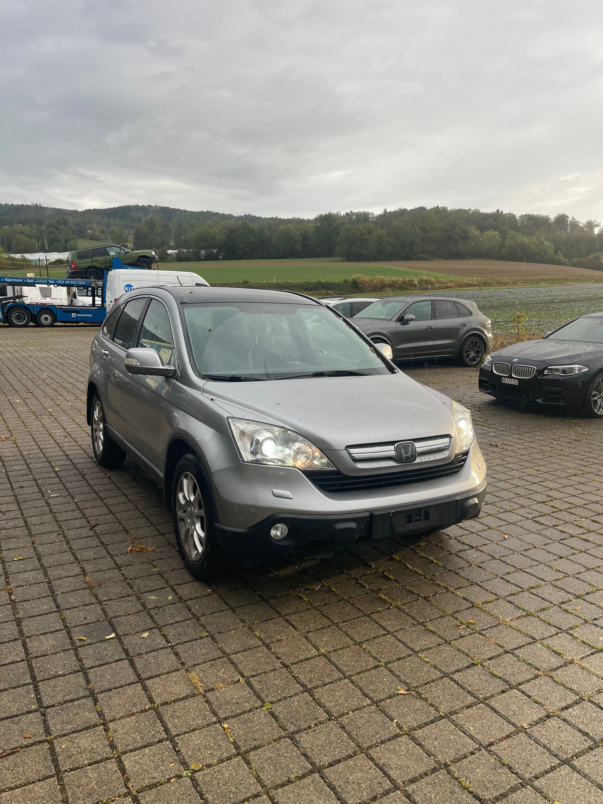 HONDA CR-V-image-2