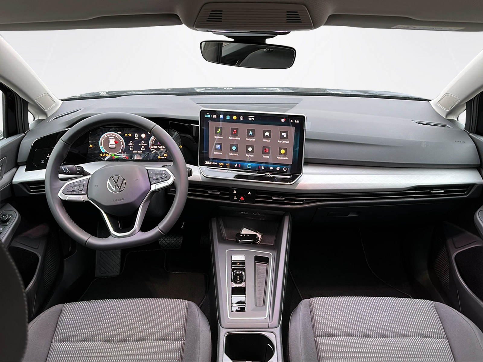 VW Golf Basis 1.5eTSI 115 CH-image-7