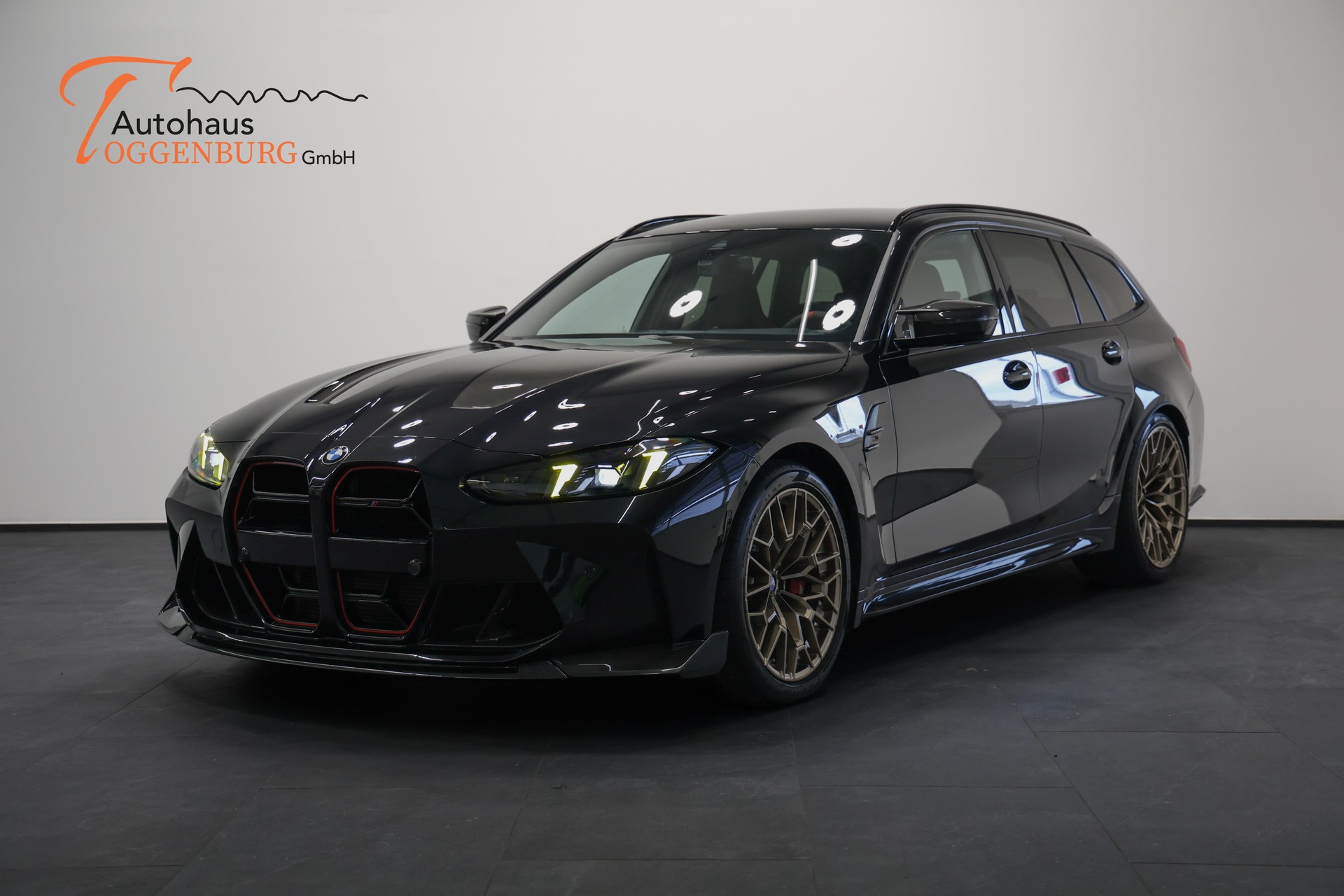 BMW M3 CS Touring xDrive-image-1