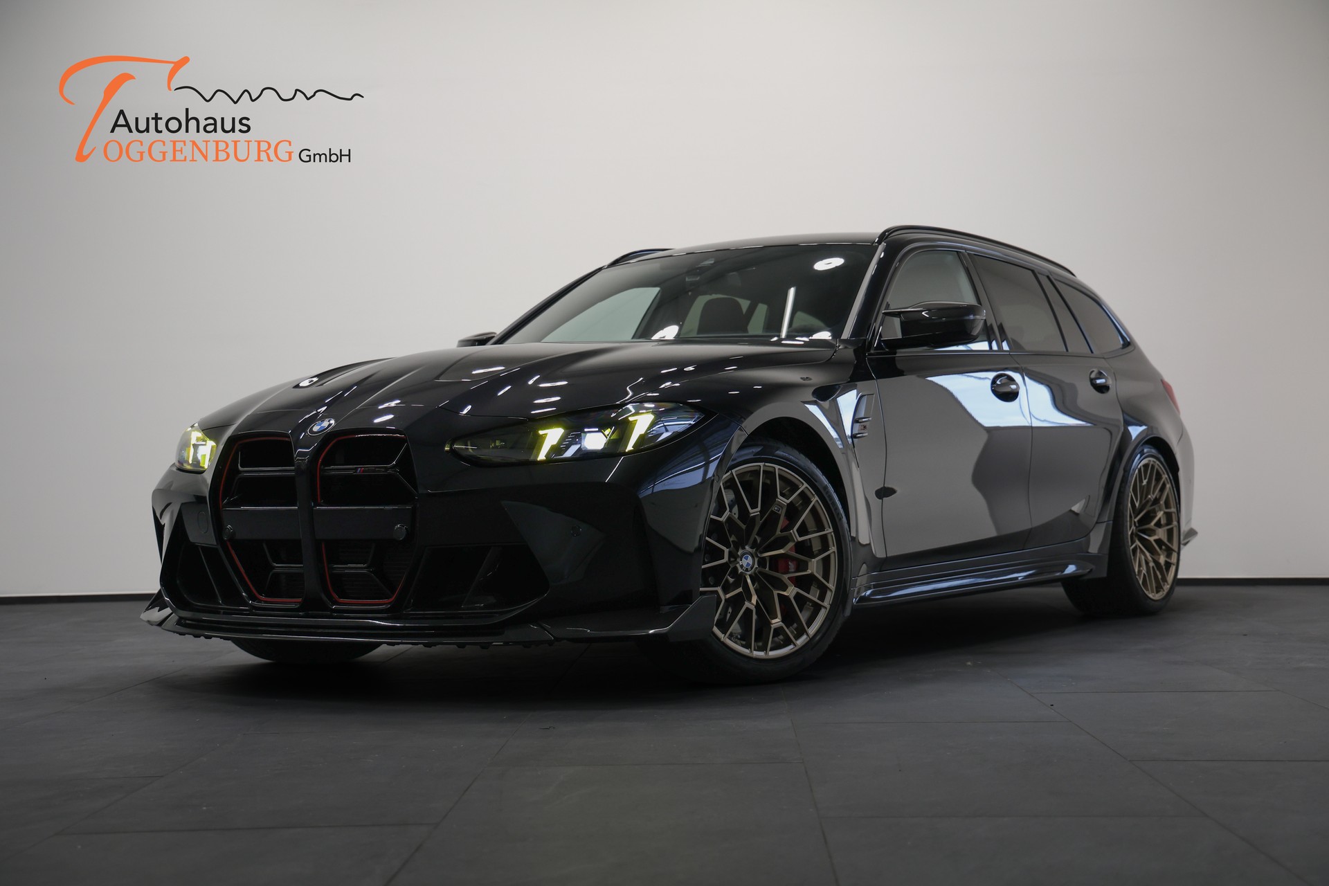 BMW M3 CS Touring xDrive-image-2