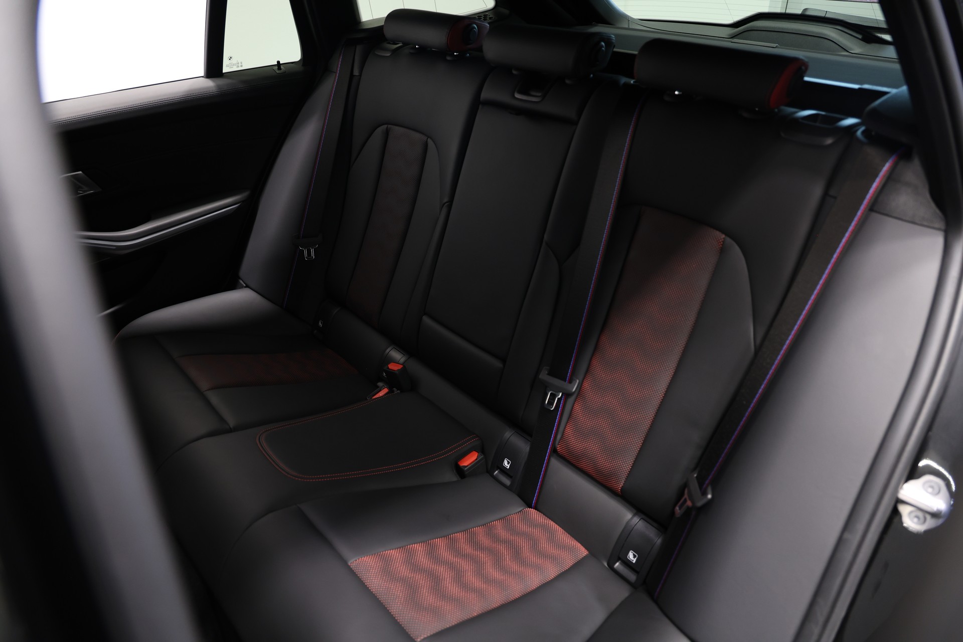 BMW M3 CS Touring xDrive-image-21