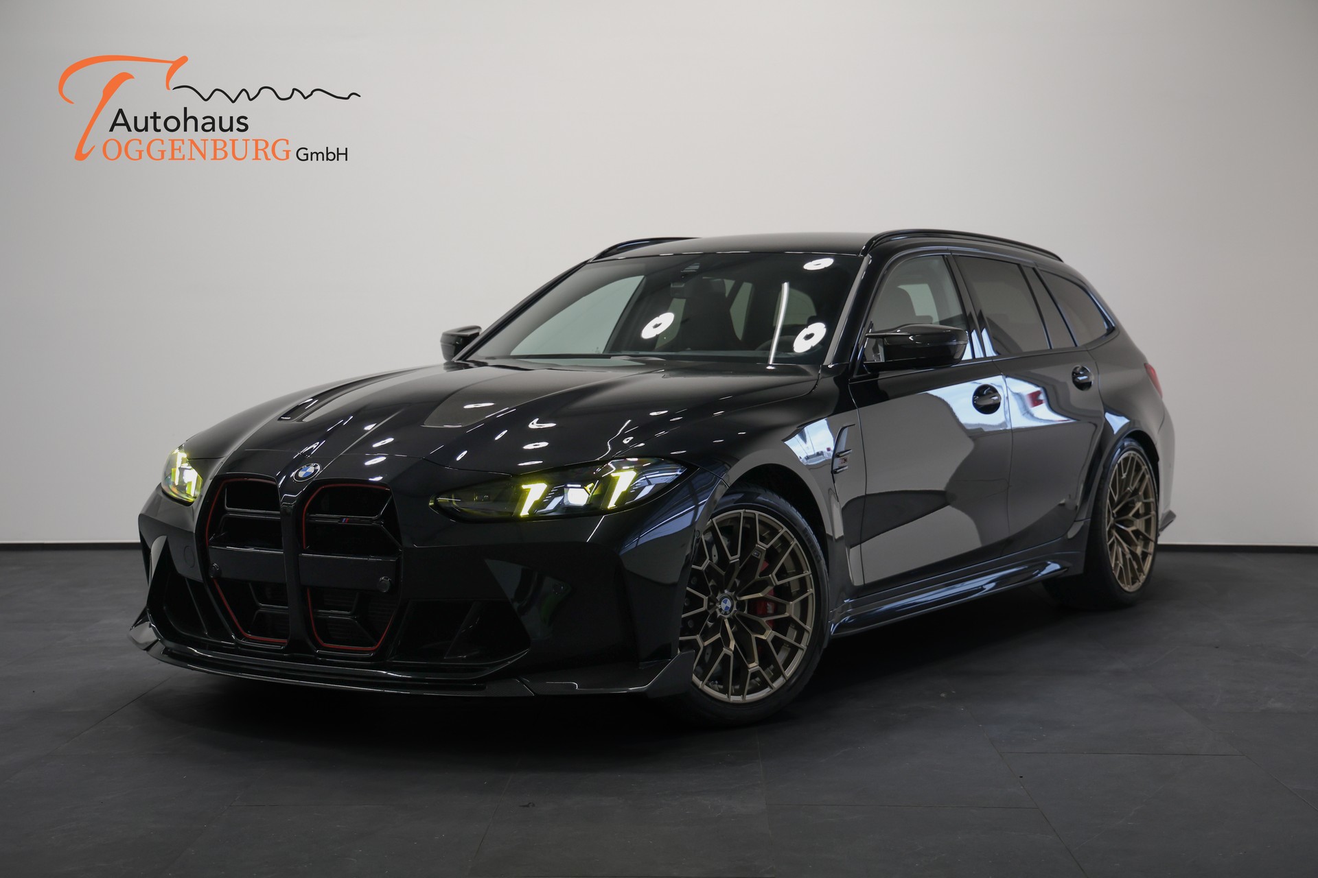 BMW M3 CS Touring xDrive-image-0
