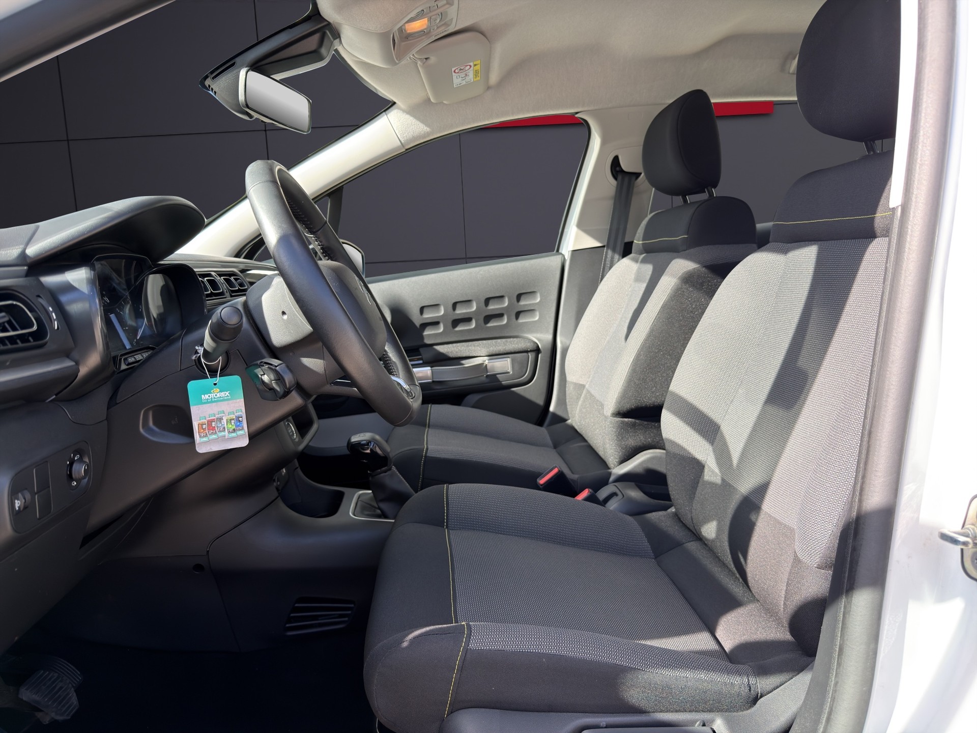 CITROEN C3 1.2 Swiss Edition+-image-5