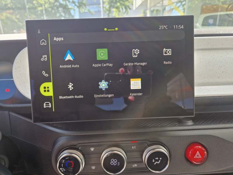 RENAULT Twingo E-Tech Urban Range evolution-image-9