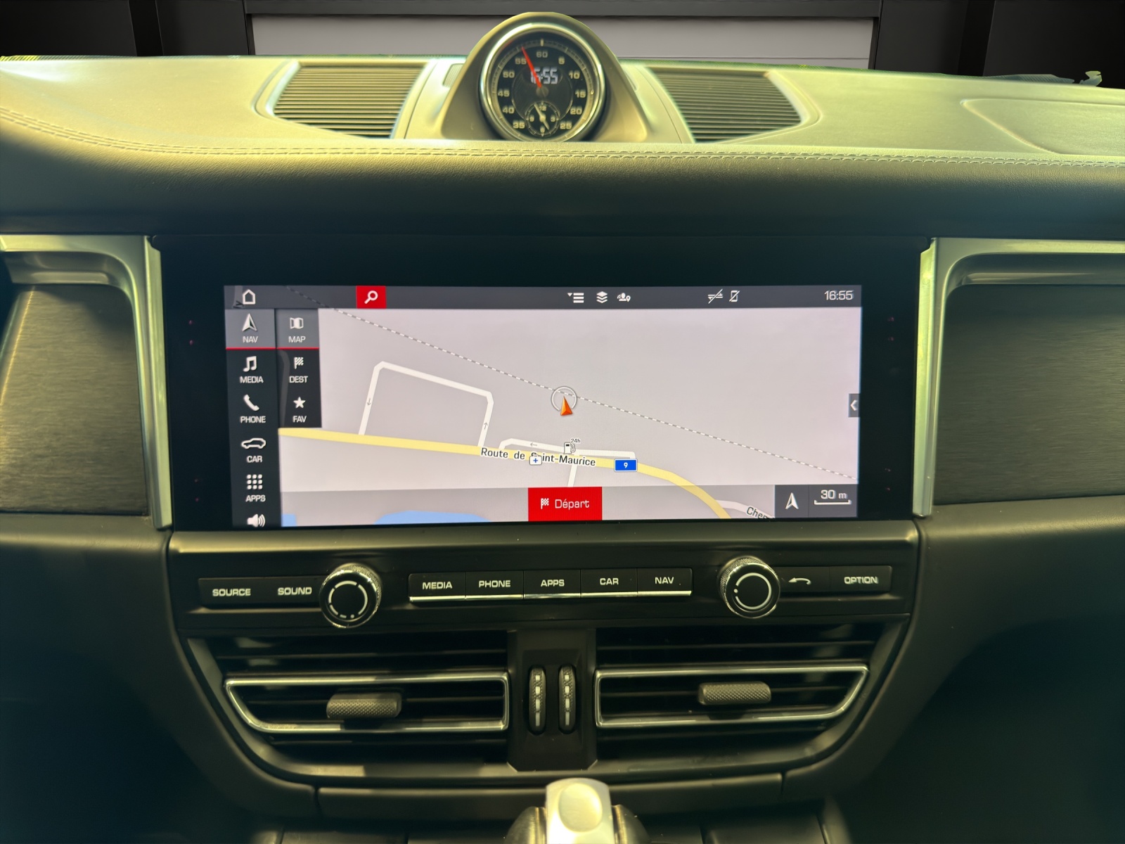 PORSCHE Macan GTS-image-13