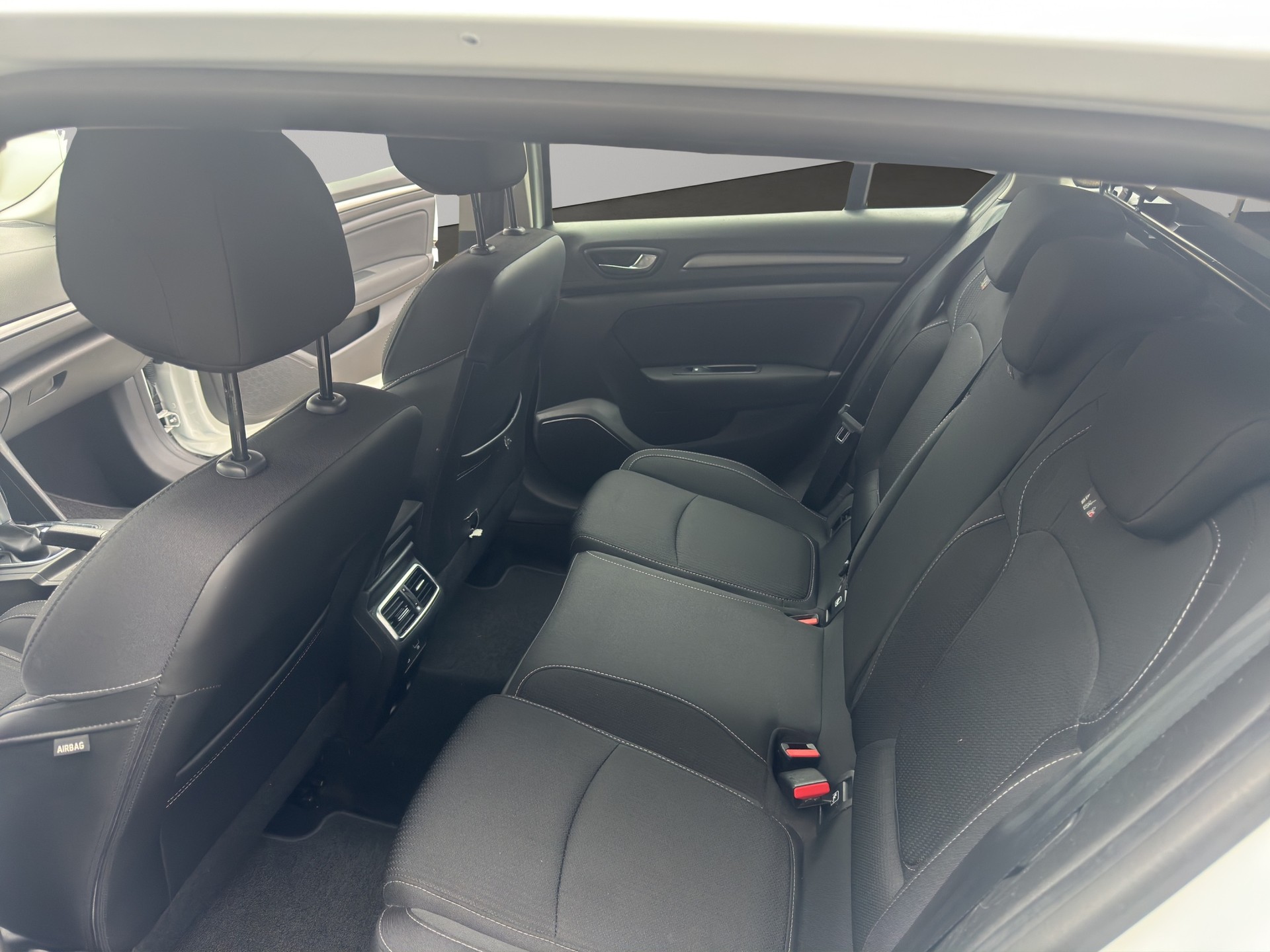 RENAULT Mégane Grandtour 1.5 dCi Business EDC-image-8
