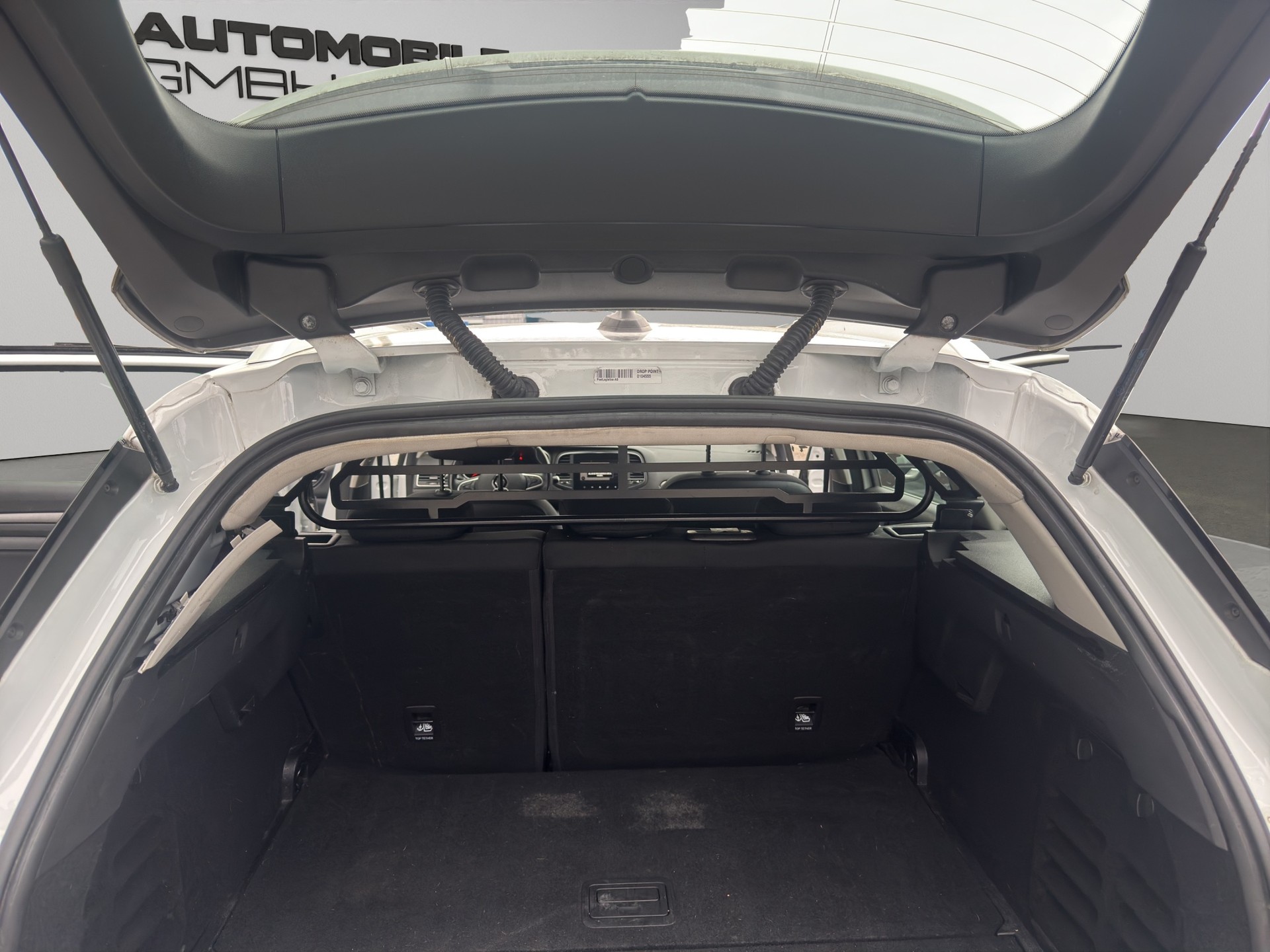 RENAULT Mégane Grandtour 1.5 dCi Business EDC-image-12