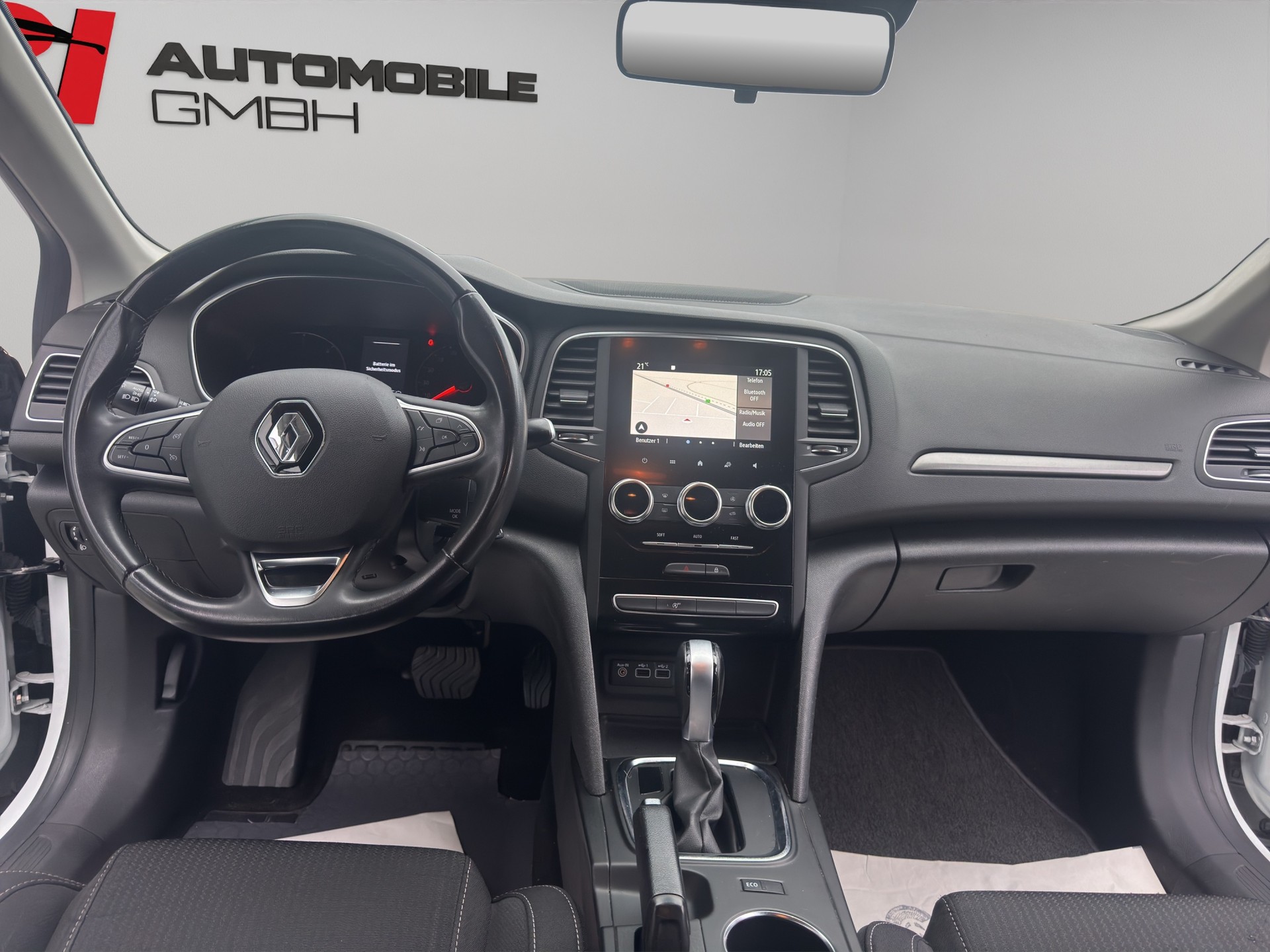 RENAULT Mégane Grandtour 1.5 dCi Business EDC-image-11