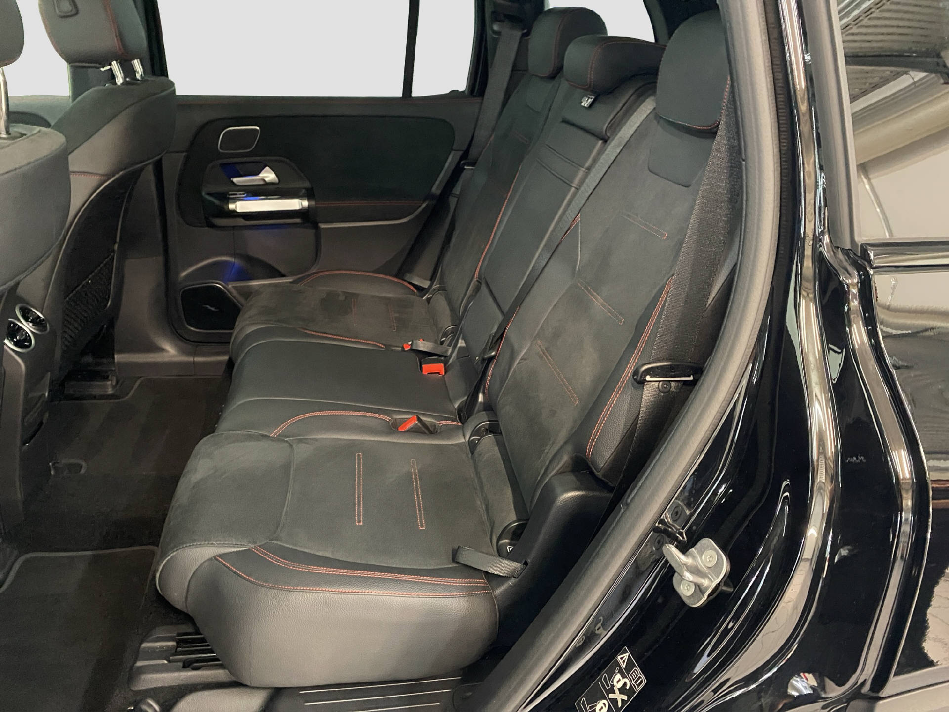 MERCEDES-BENZ EQB 350 Excellence AMG Line 4MATIC-image-14