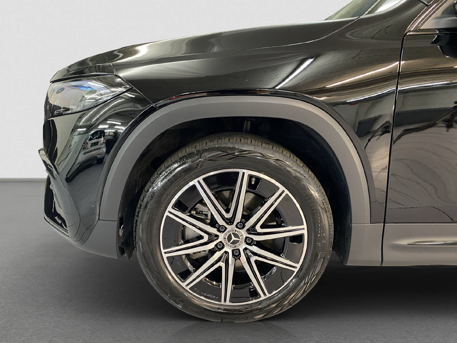 MERCEDES-BENZ EQB 350 Excellence AMG Line 4MATIC-image-6