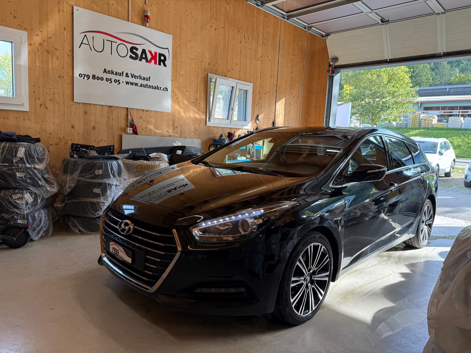 HYUNDAI i40 Wagon 1.7 CRDI Vertex Automatic-image-0