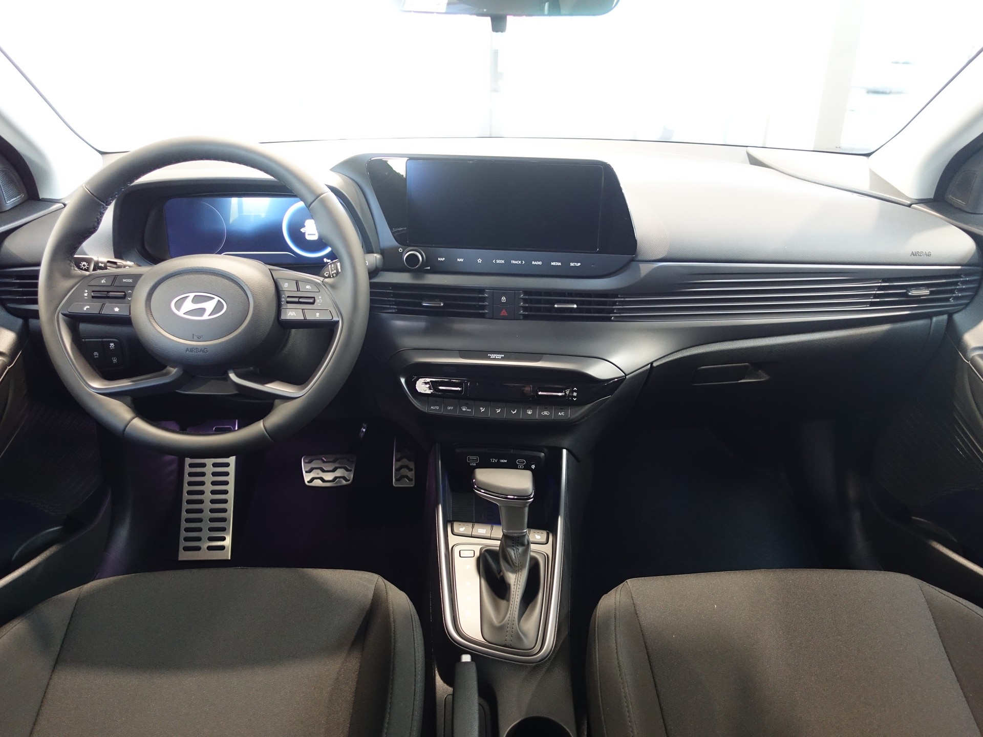 HYUNDAI Bayon 1.0 T-GDi AmpliaDCT Safe Tec Pack-image-9