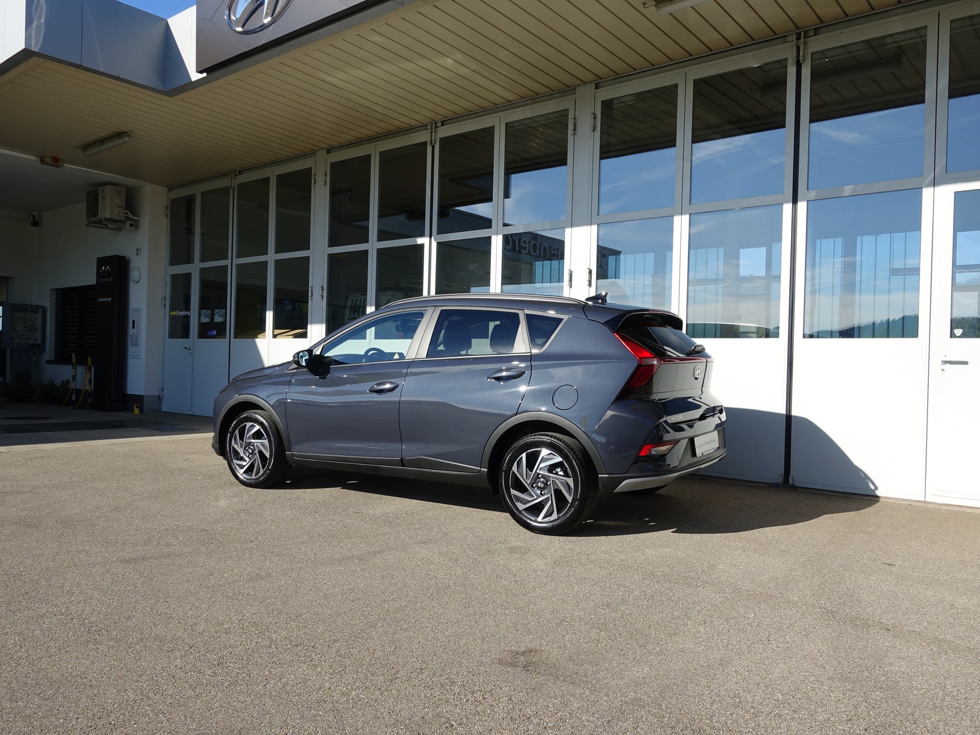 HYUNDAI Bayon 1.0 T-GDi AmpliaDCT Safe Tec Pack-image-17