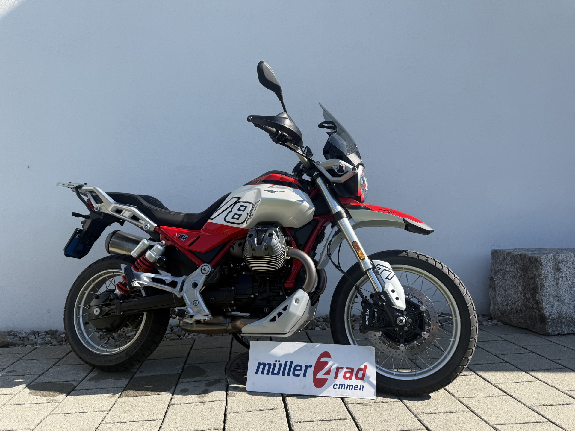 MOTO GUZZI V85 TT