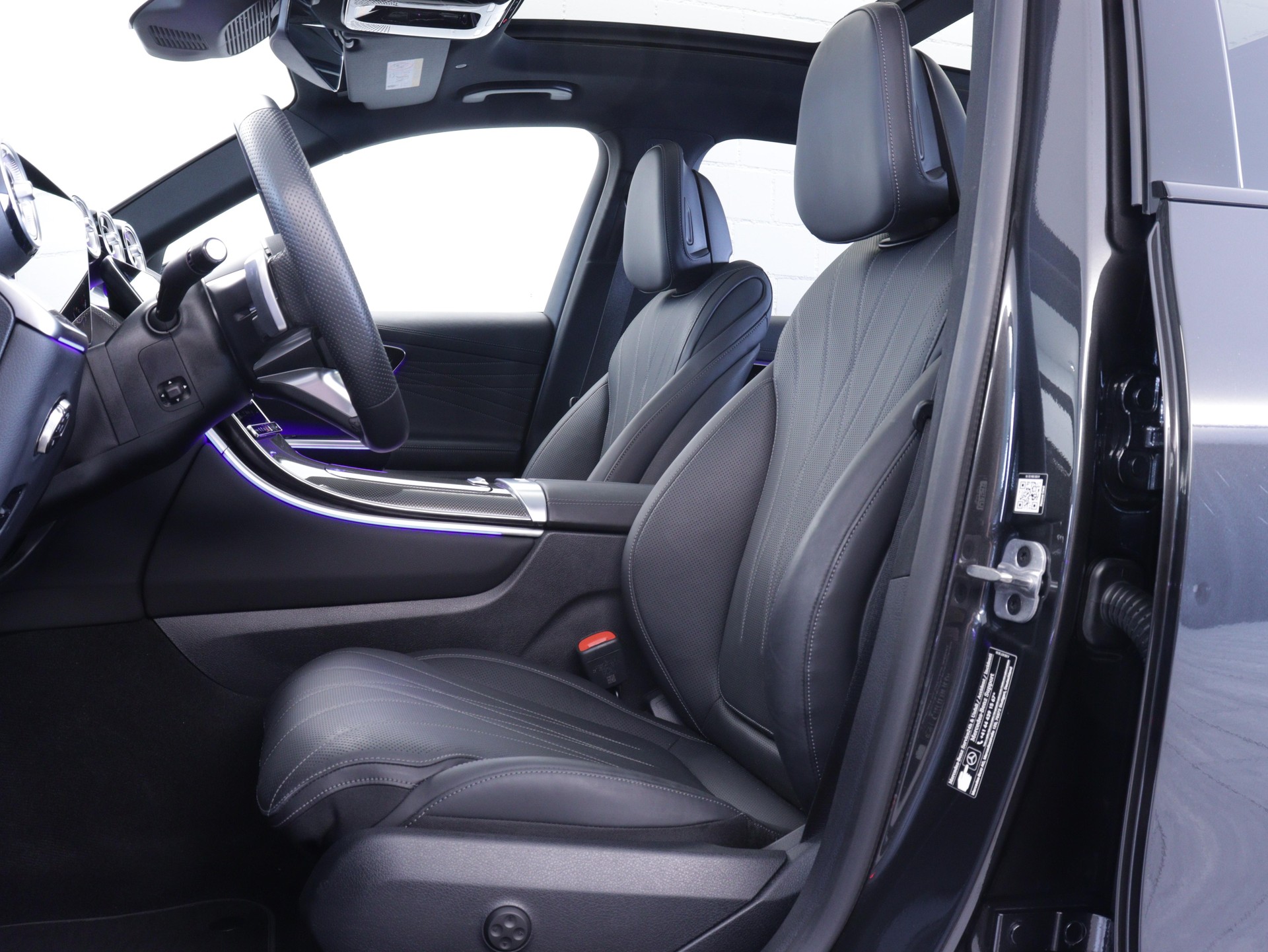 MERCEDES-BENZ GLC 400 e EQ Star AMG Line 4matic-image-7