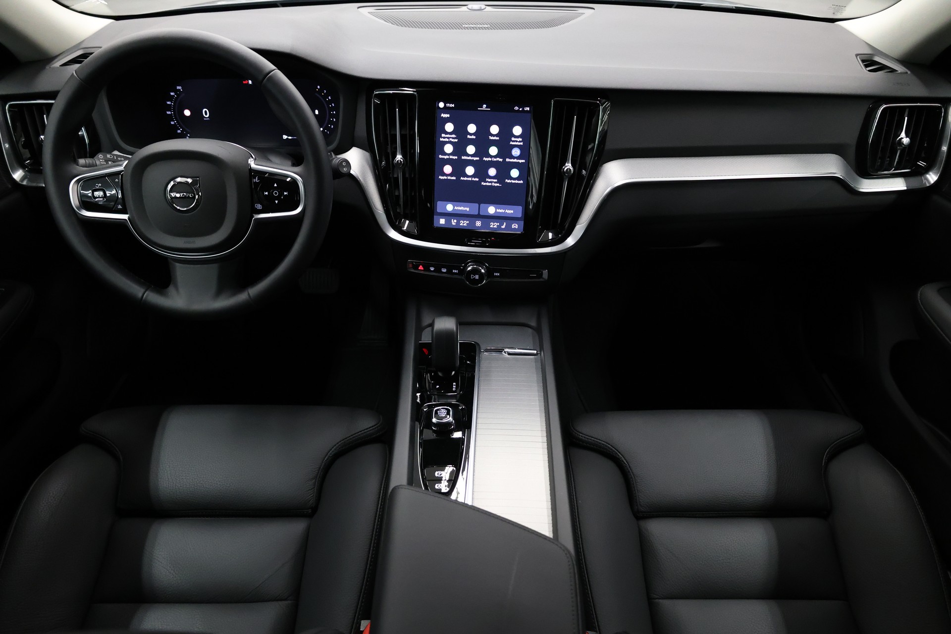 VOLVO V60 2.0 B4 Plus Dark-image-15
