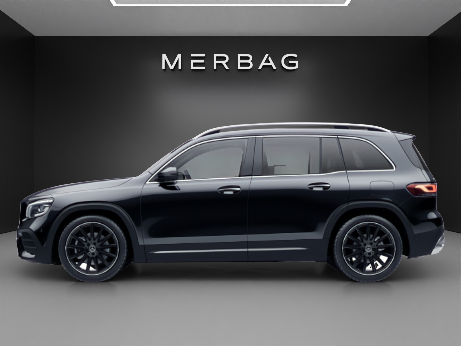 MERCEDES-BENZ GLB 200 AMG Line 7G-Tronic-image-2